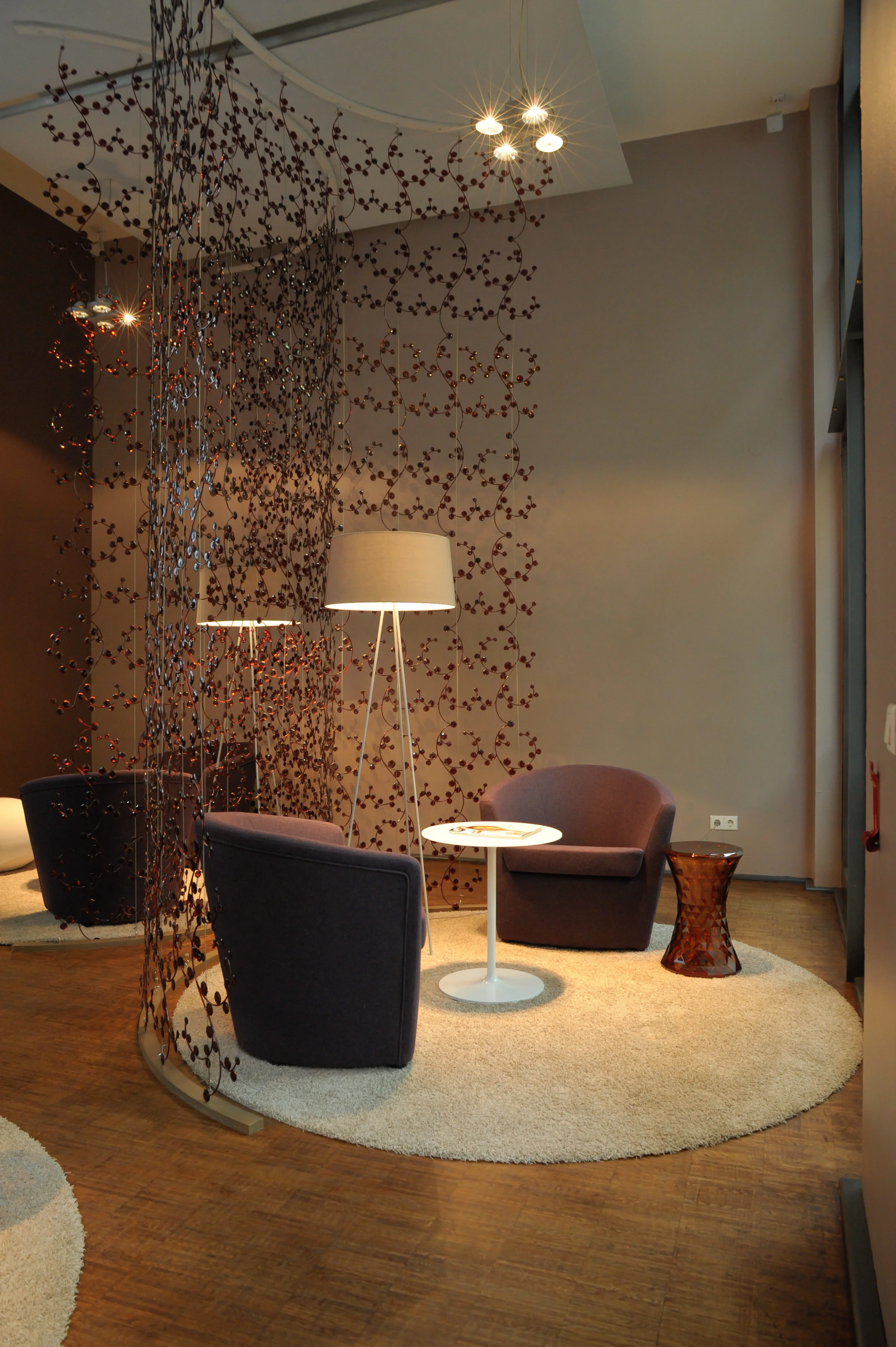 01_bettina_hagedorn_aspia_lounge_02.jpg