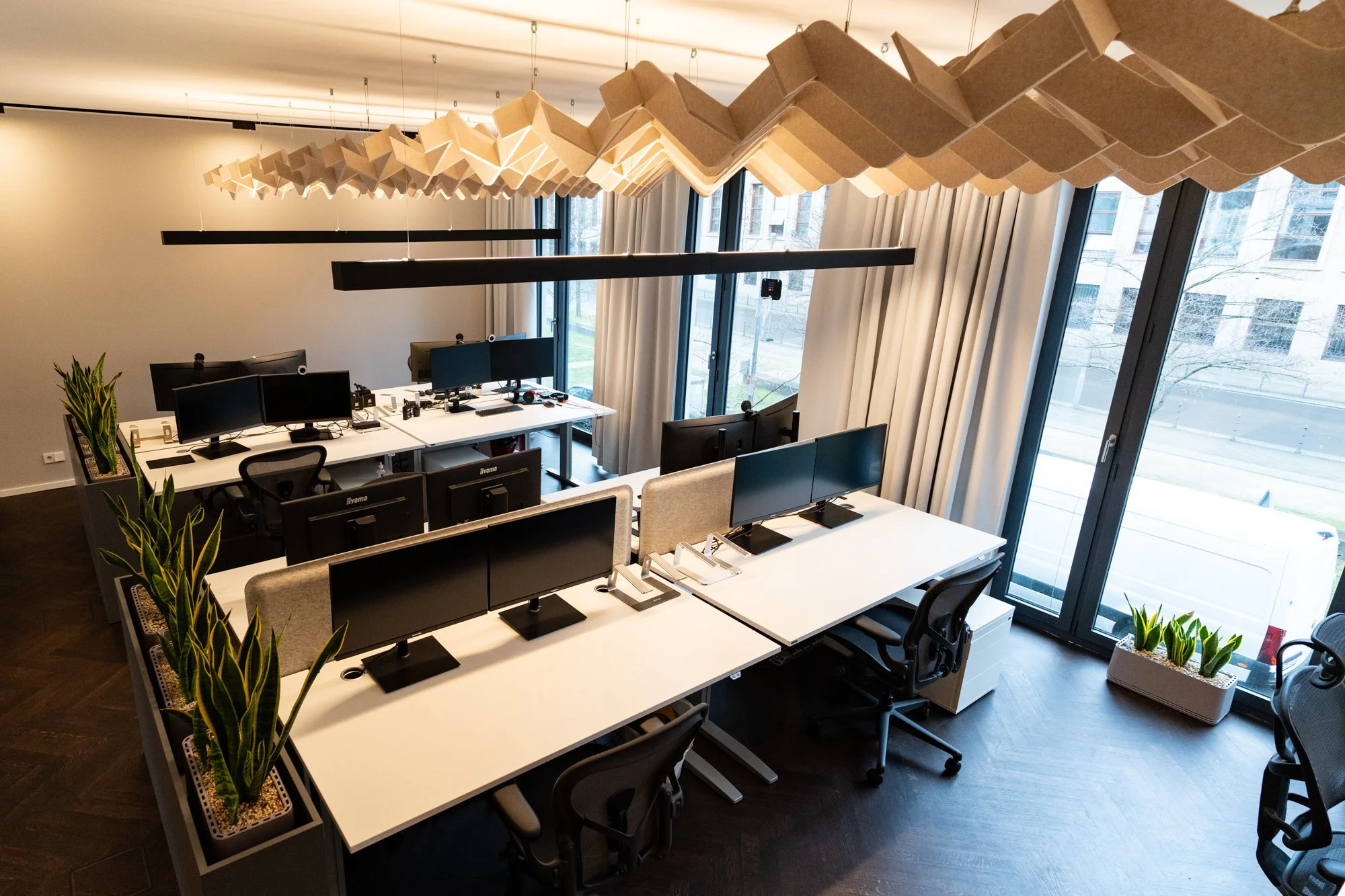 HagedornInteriors-GPB_open office-041.jpg