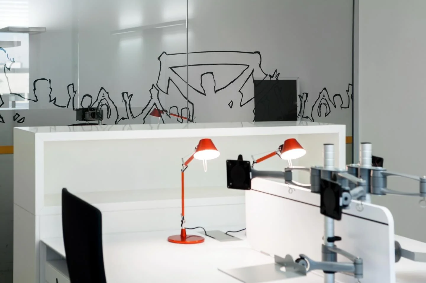 Adding some fun graphics in contrast to clean lines of the interior architecture! #hagedorninteriorarchitecture #officespaces #officedesign #graphic #splashofcolor