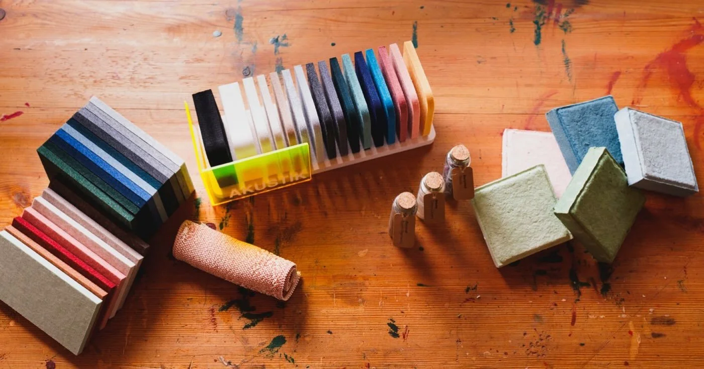 So the question is, which company which material!? So many choices to find the right acoustic product for your project. It is such an important topic in interior architecture and still you find nicely designed places, offices, restaurants and so on w