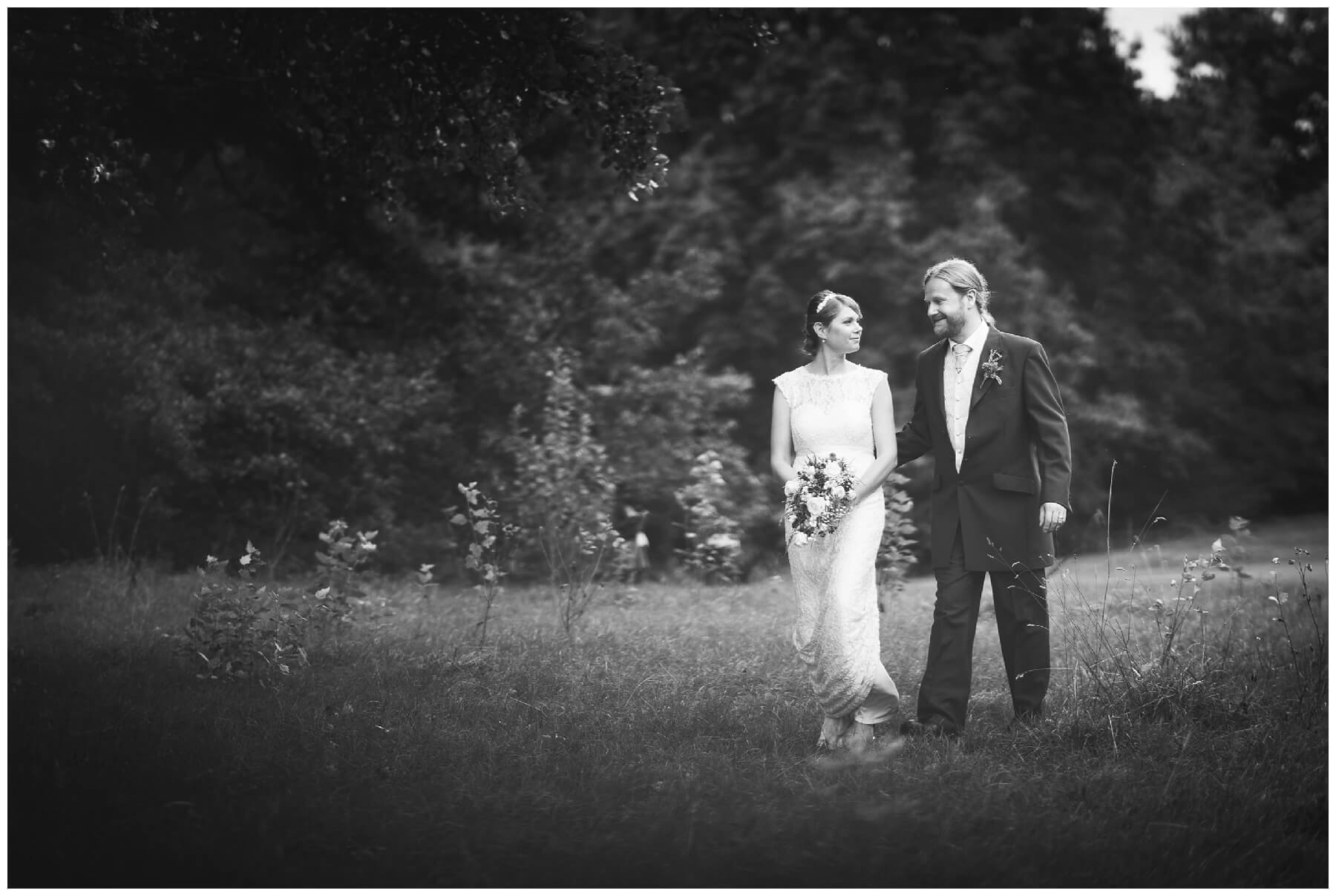 london-wedding-photographer-natural-couple.jpg