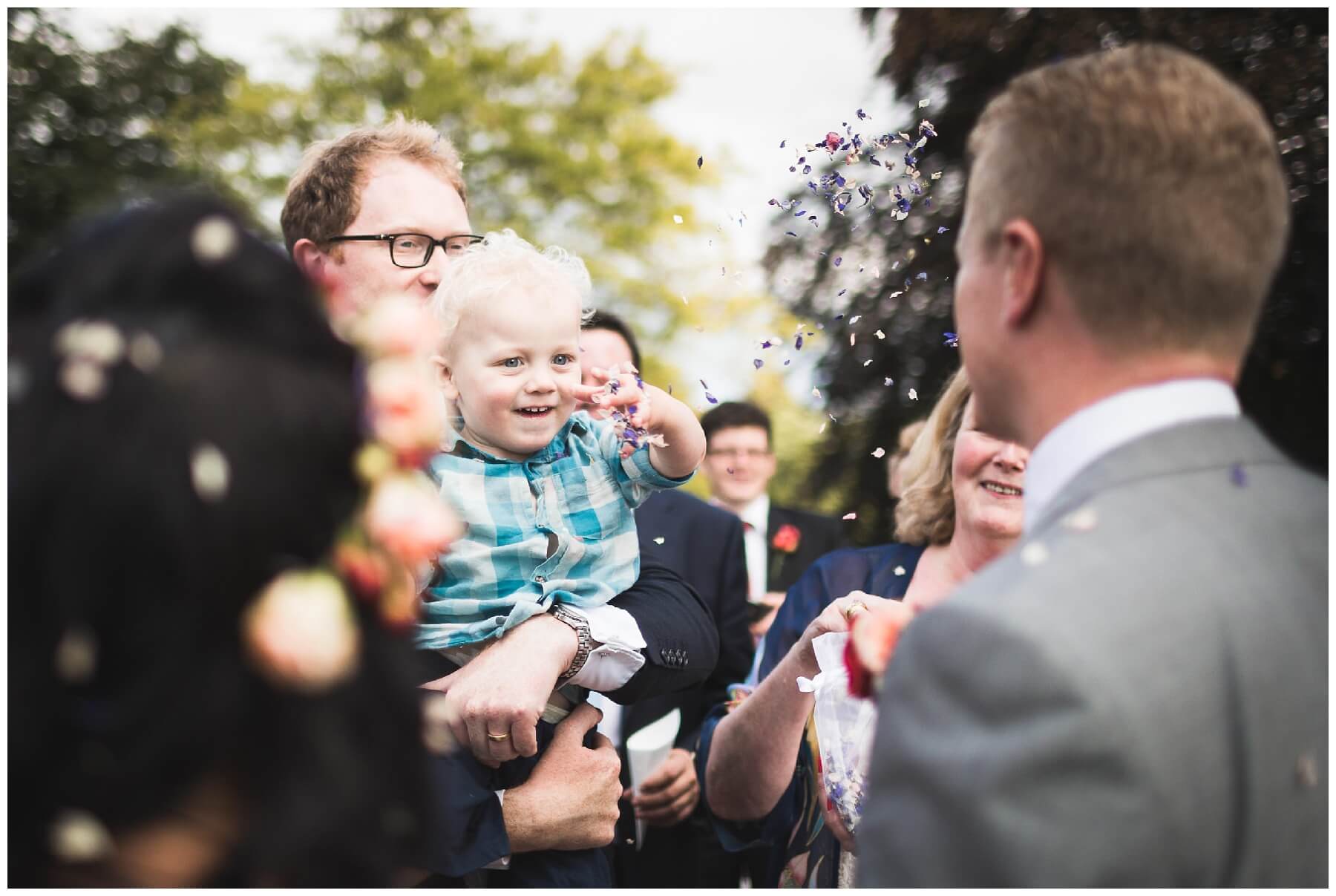 wedding-child-confetti-cute.jpg