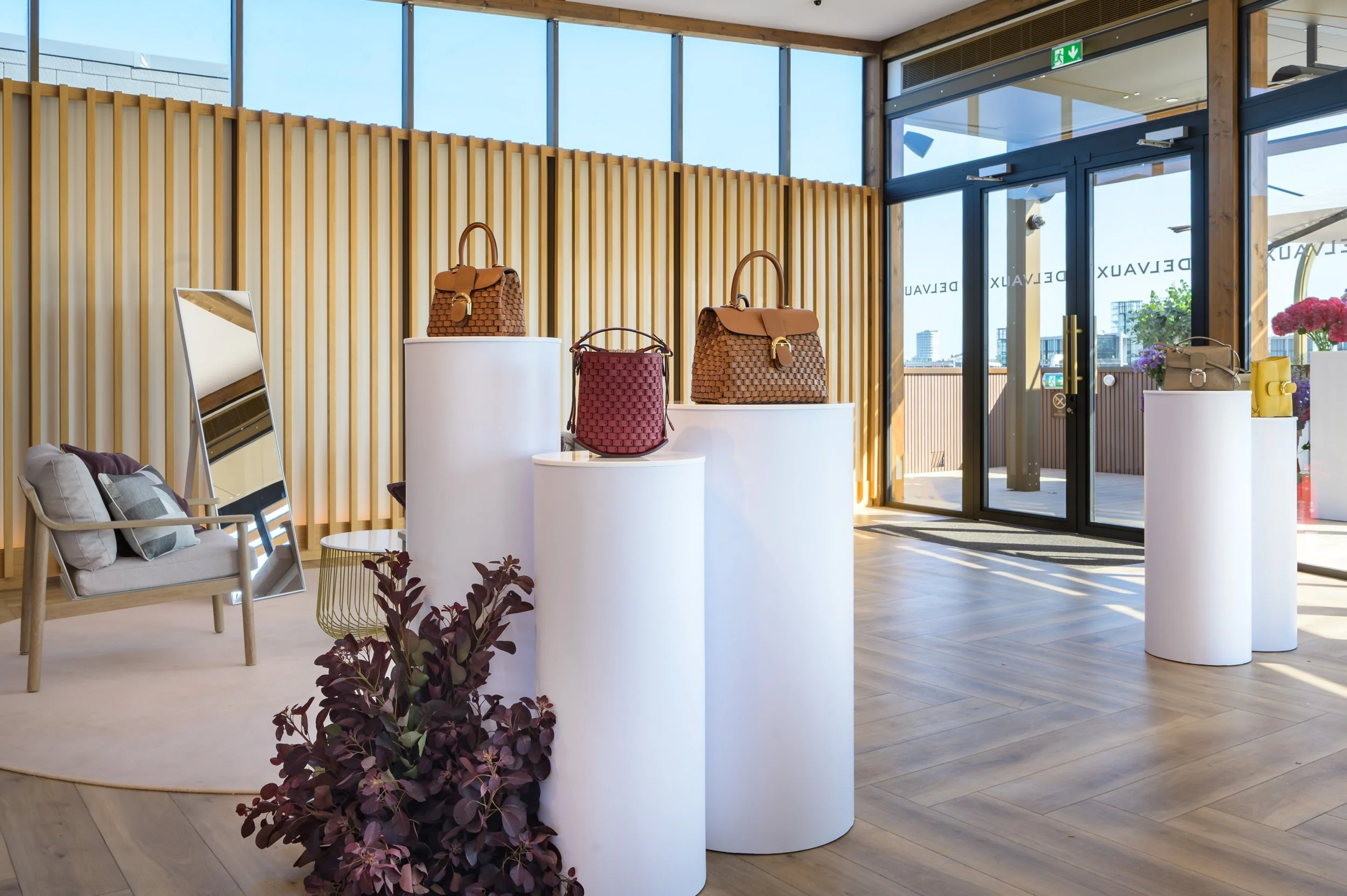 delvaux-2.JPG