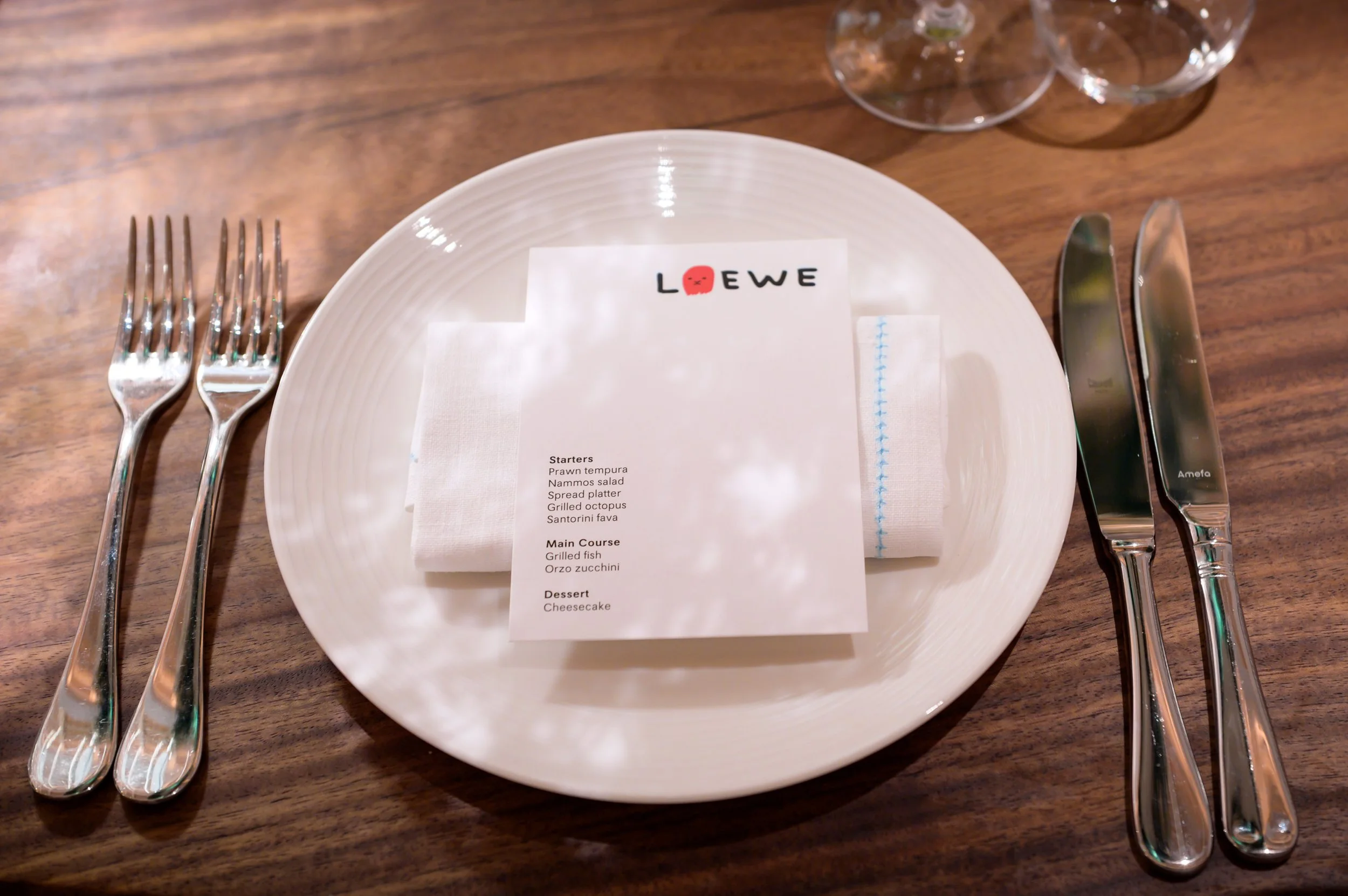 loewe-27.JPG