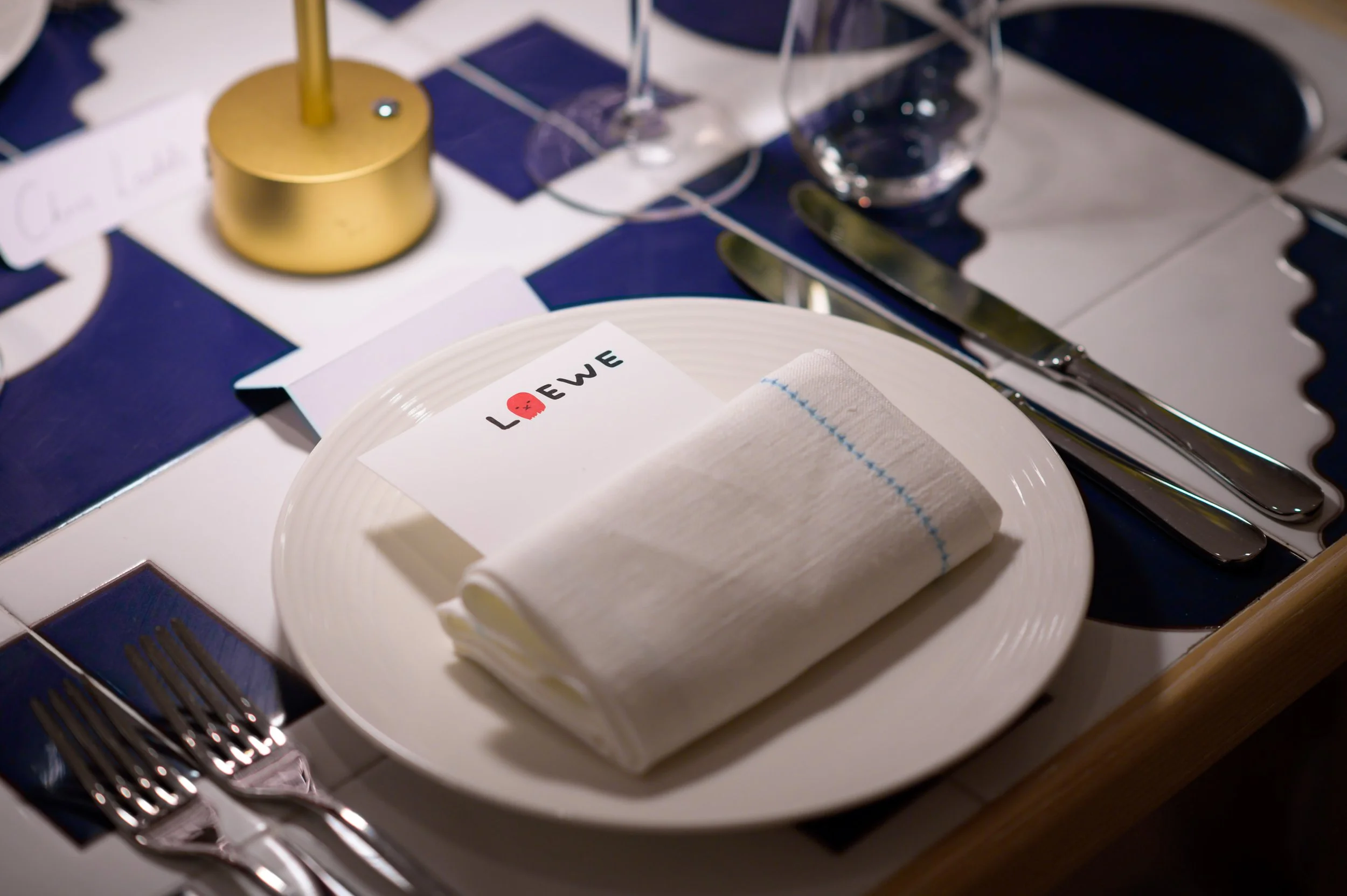 loewe-31.JPG