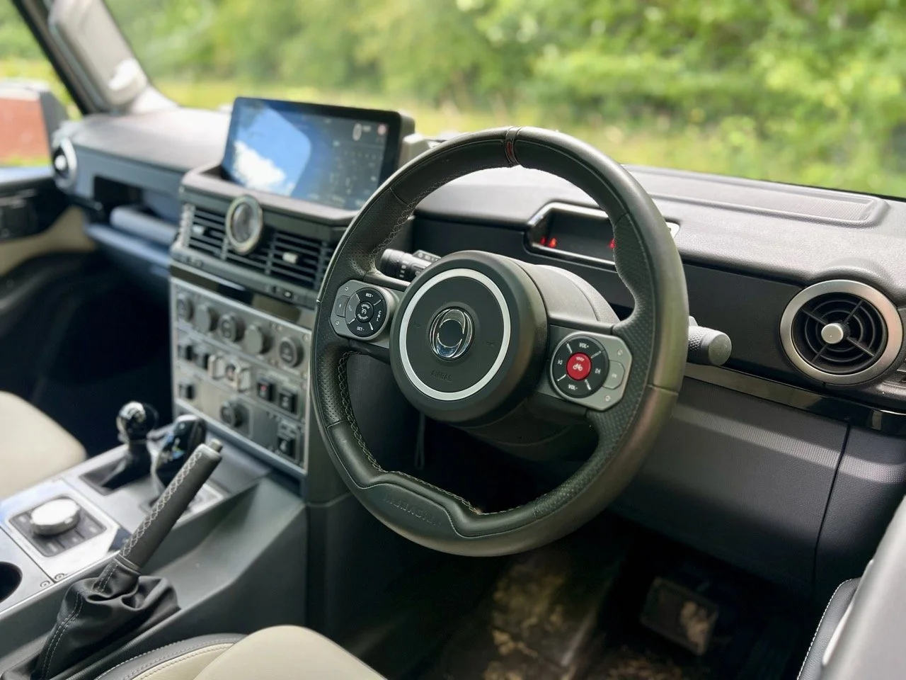 2025 INEOS Quartermaster Dash Layout