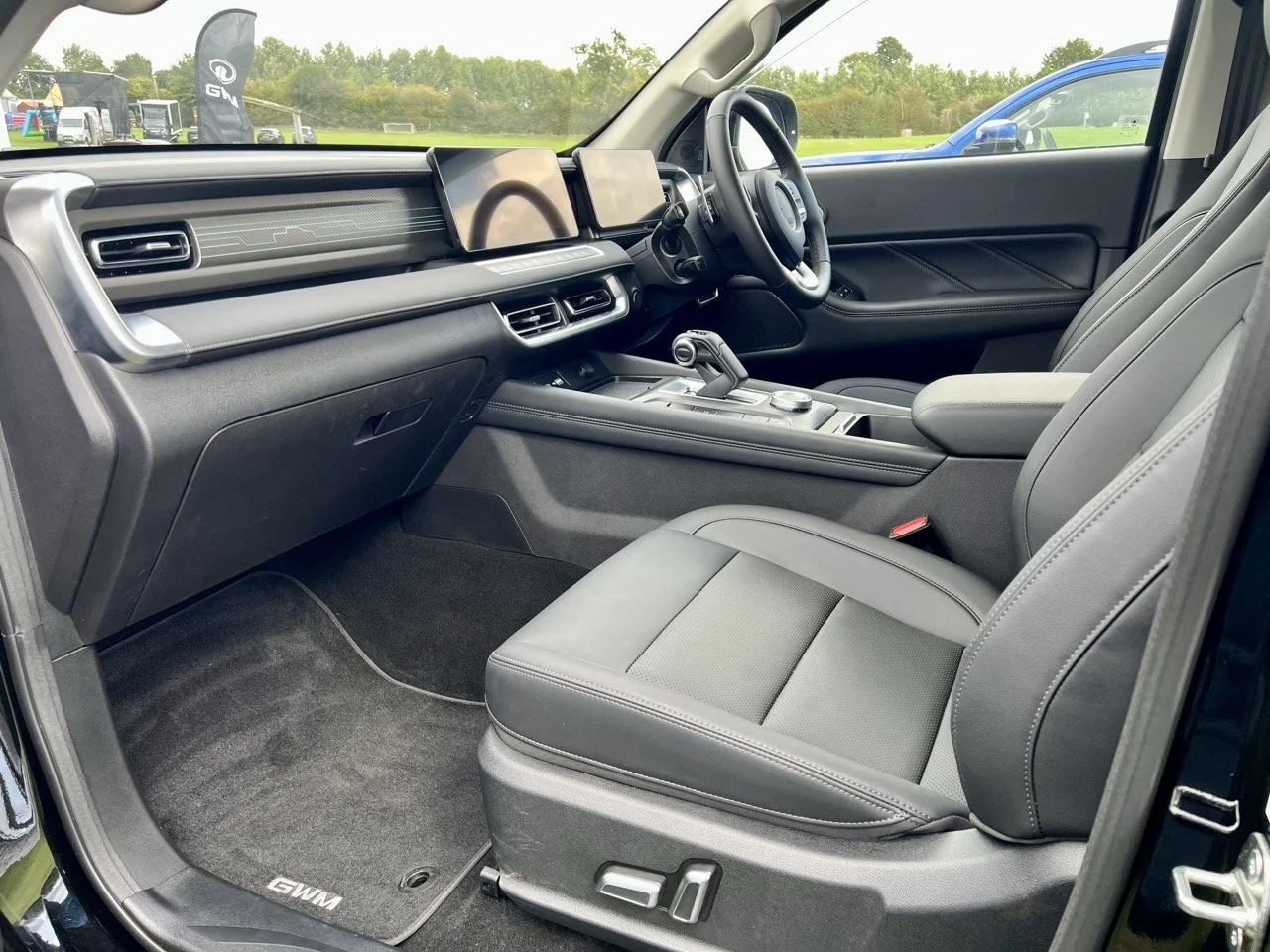 2025 GWM Poer300 Dash Layout