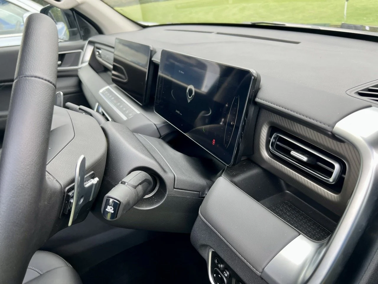 2025 GWM Poer300 Dash Layout