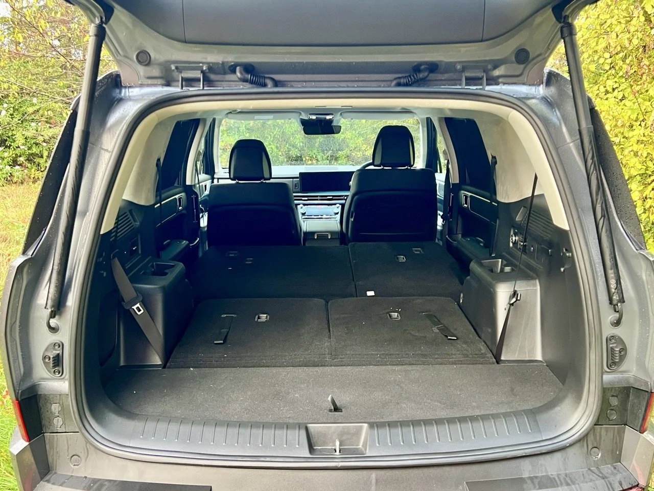 2025 Hyundai Santa Fe rear seats lowered