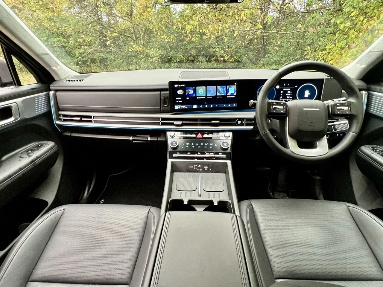 2025 Hyundai Santa Fe dash layout