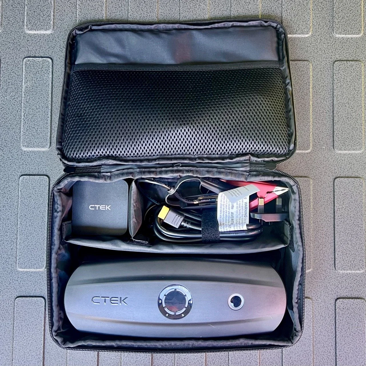 CTEK CS FREE Storage Case Full