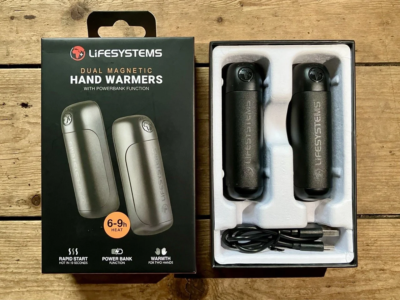 Lifesystems Dual-Magnetic Hand Warmers with Powerbank Function