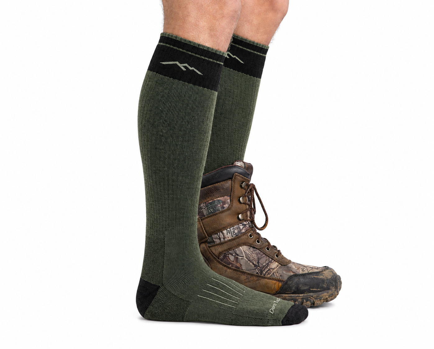 Darn Tough Over-the-Calf Heavyweight Hunting Socks Review