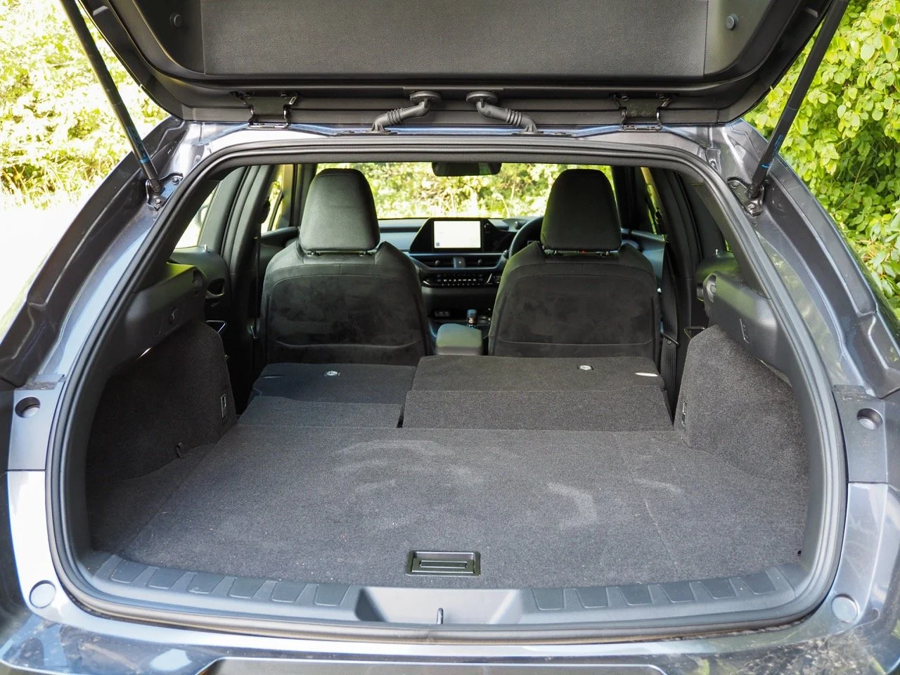 2026 Lexus UX 300h Cargo / Boot Space