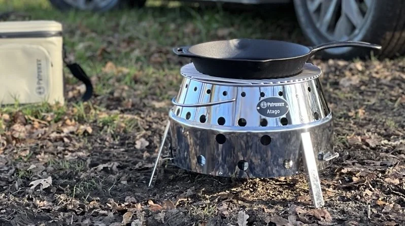 The Petromax Atago with a pan on top