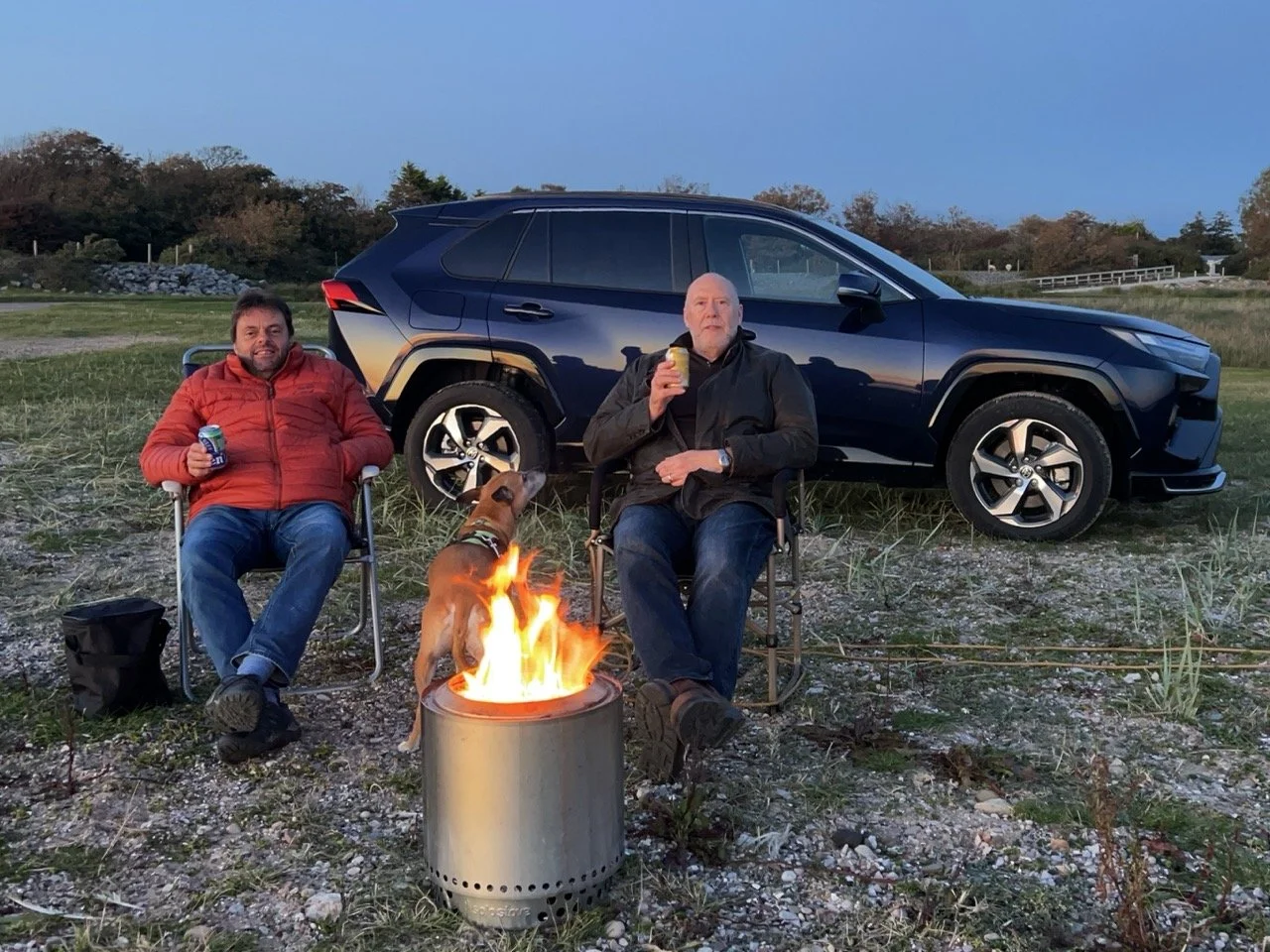 2025 Toyota RAV4 PHEV, camp fire Solo Stove