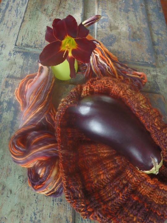 eggplant yarn.jpg