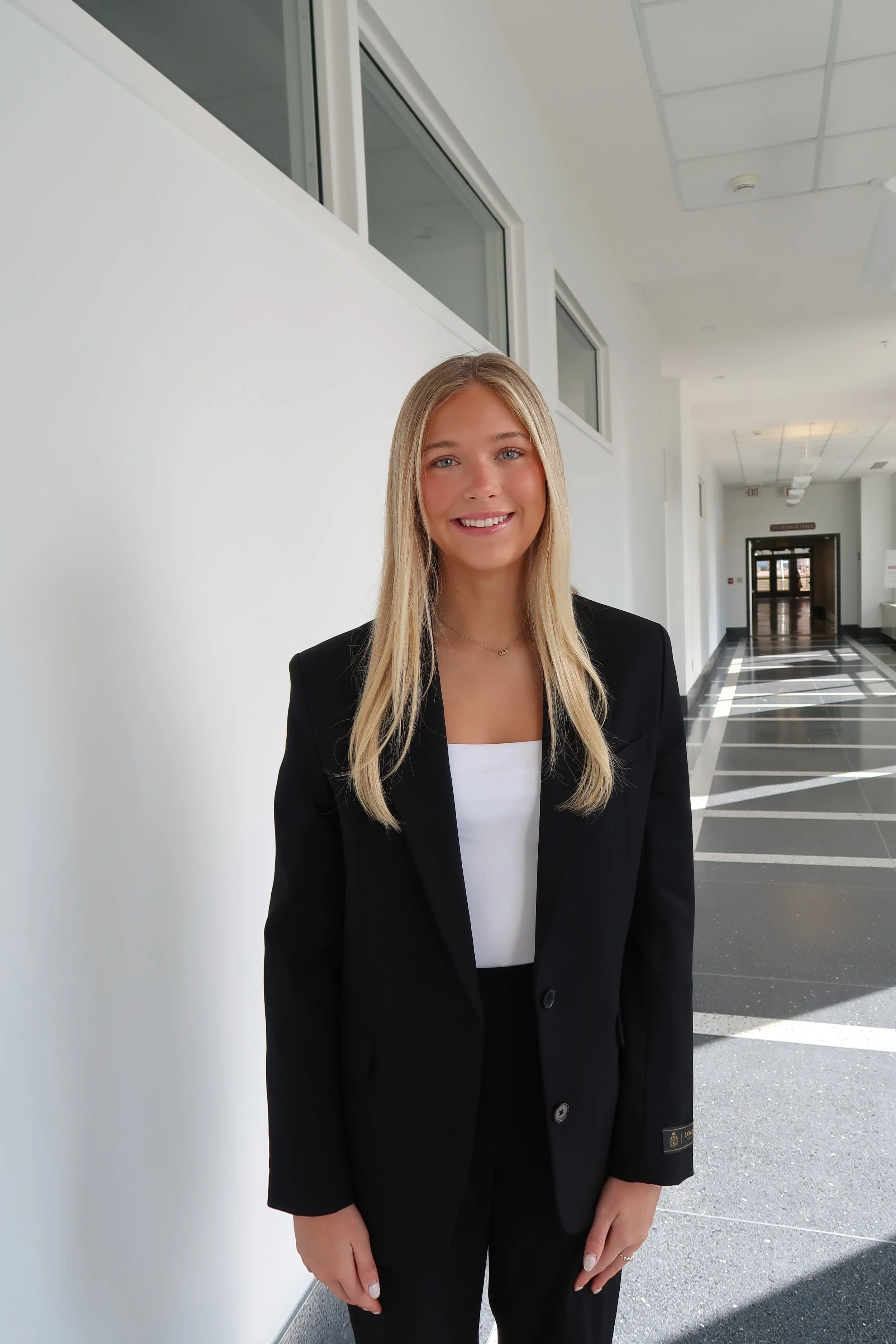 AMANDA TYPE, ASSOCIATE