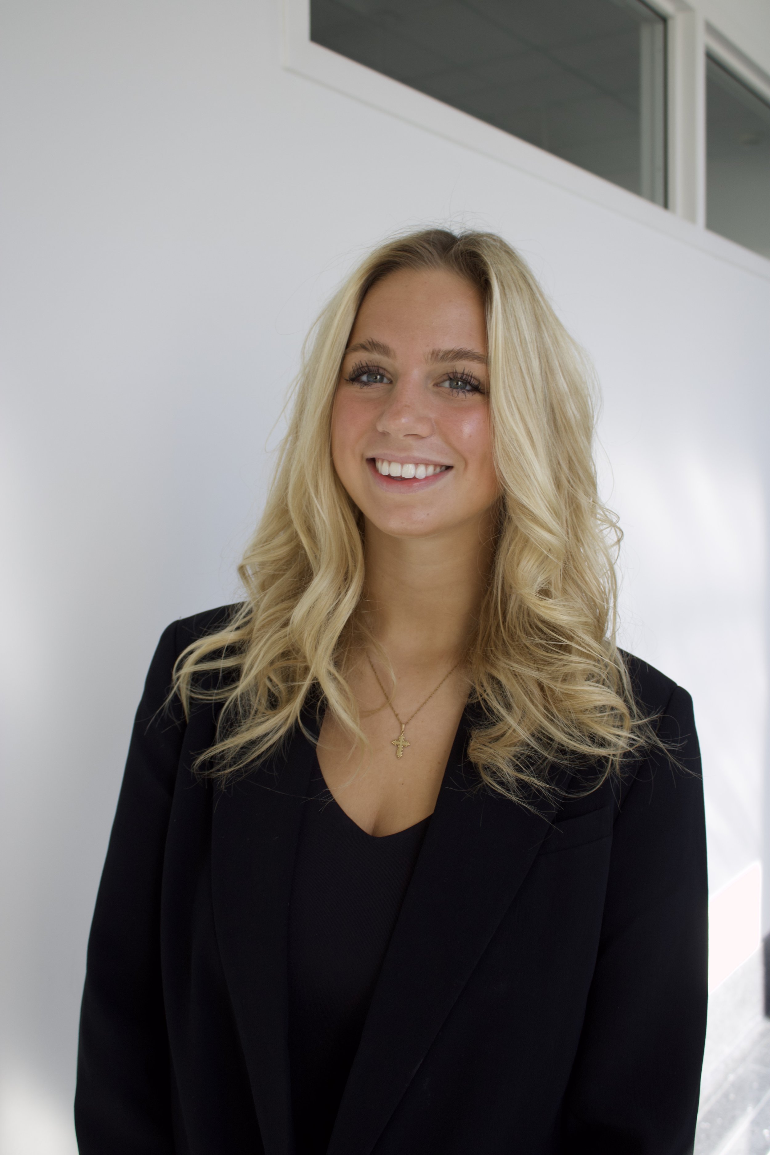 LUCY LAFORTE, ASSOCIATE