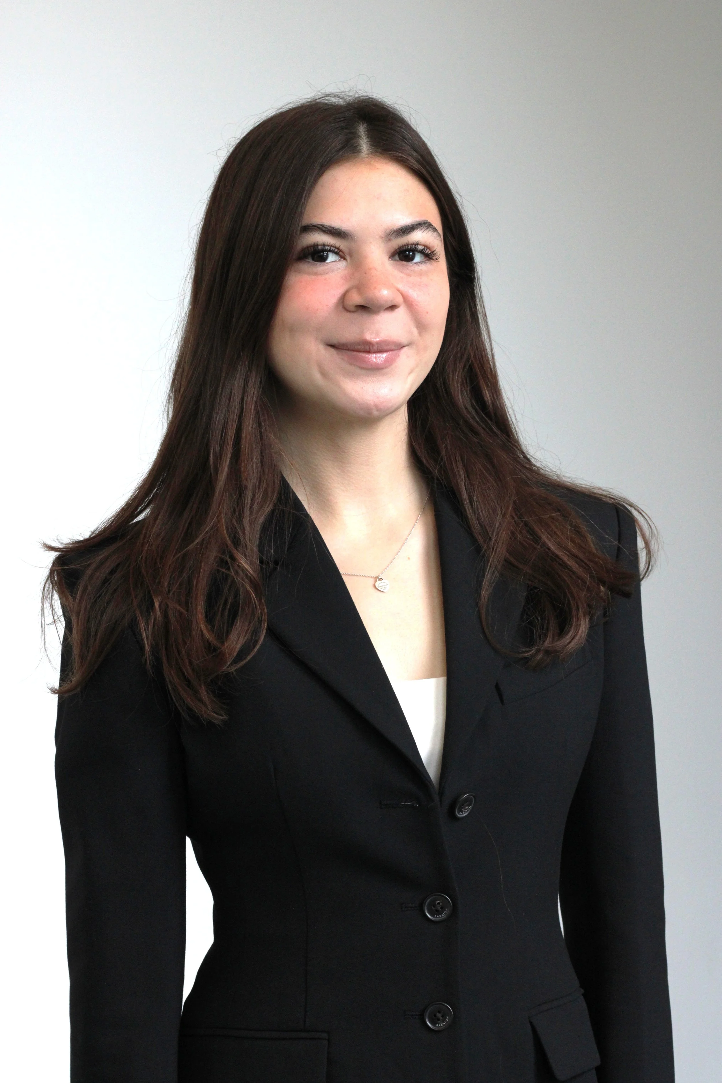 GABRIELLA MANNING, ASSOCIATE