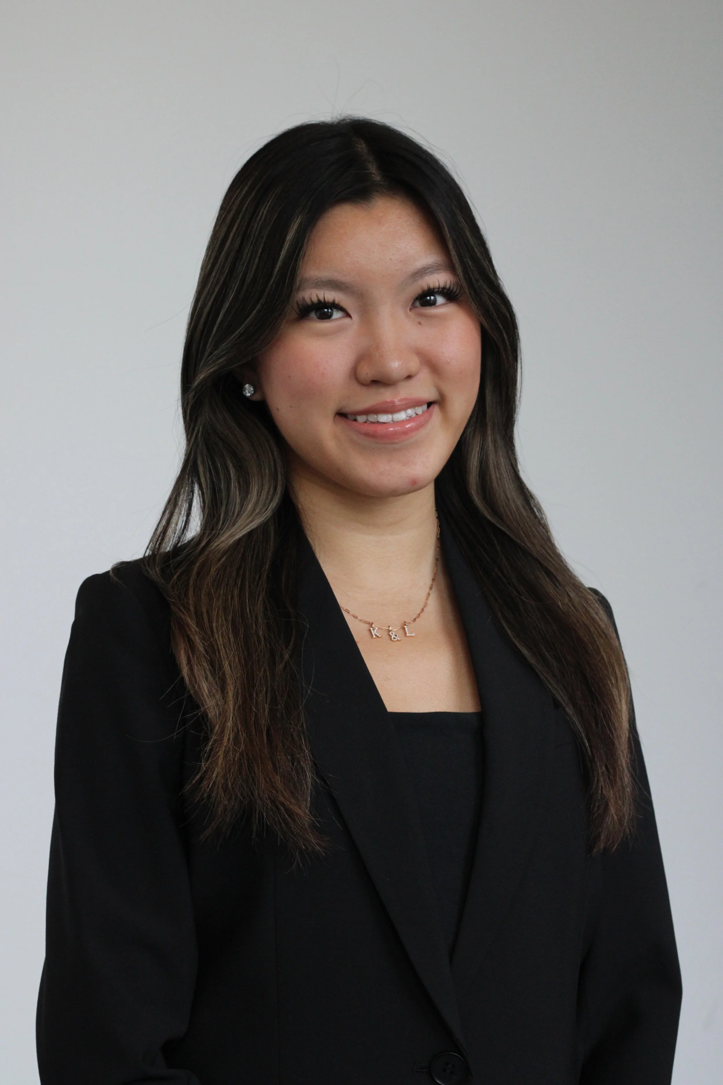 KATE LOWE, ASSOCIATE