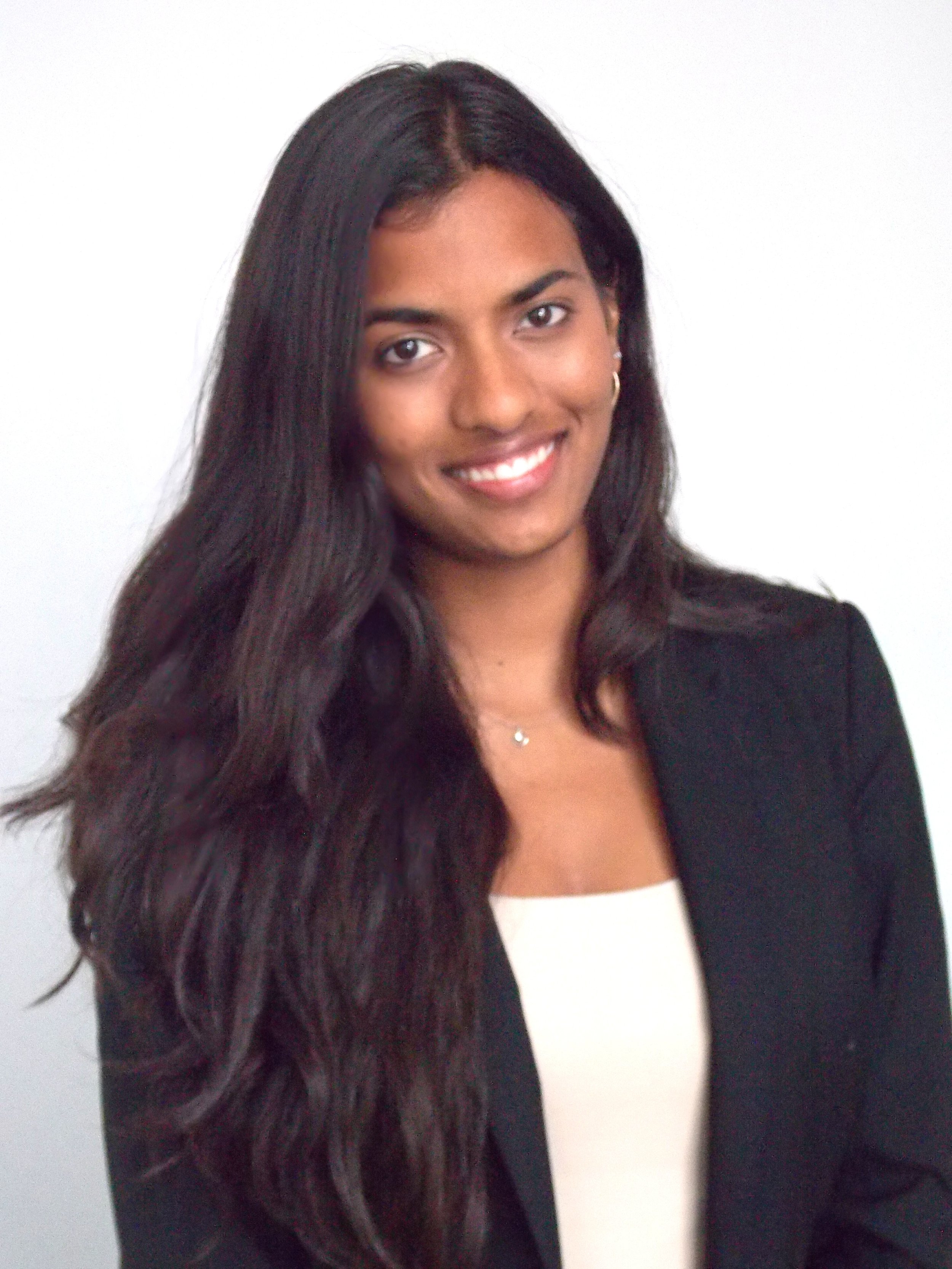 NIKITHA DONTHI, ASSOCIATE