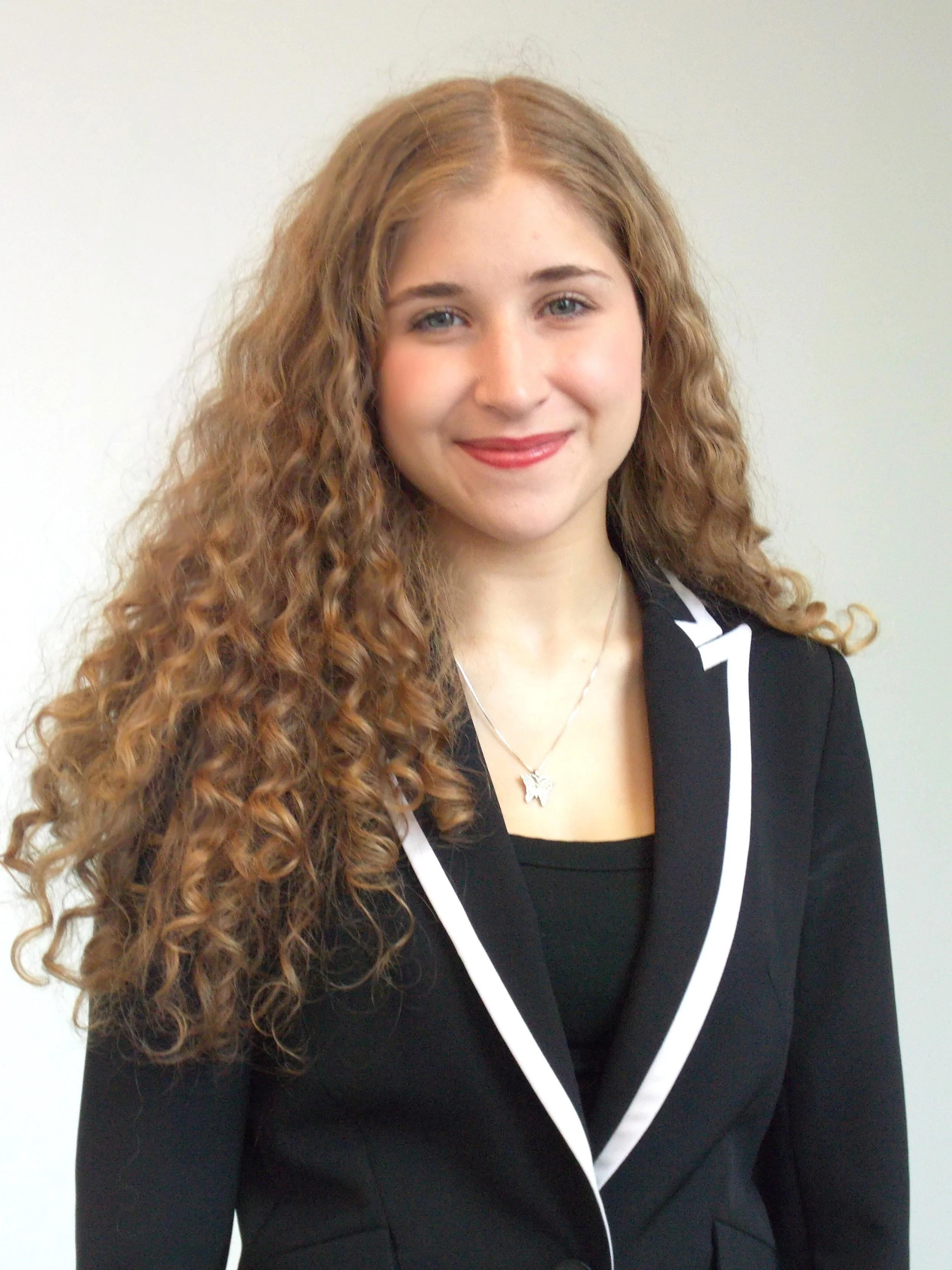 AVA FEFFERMAN, ASSOCIATE