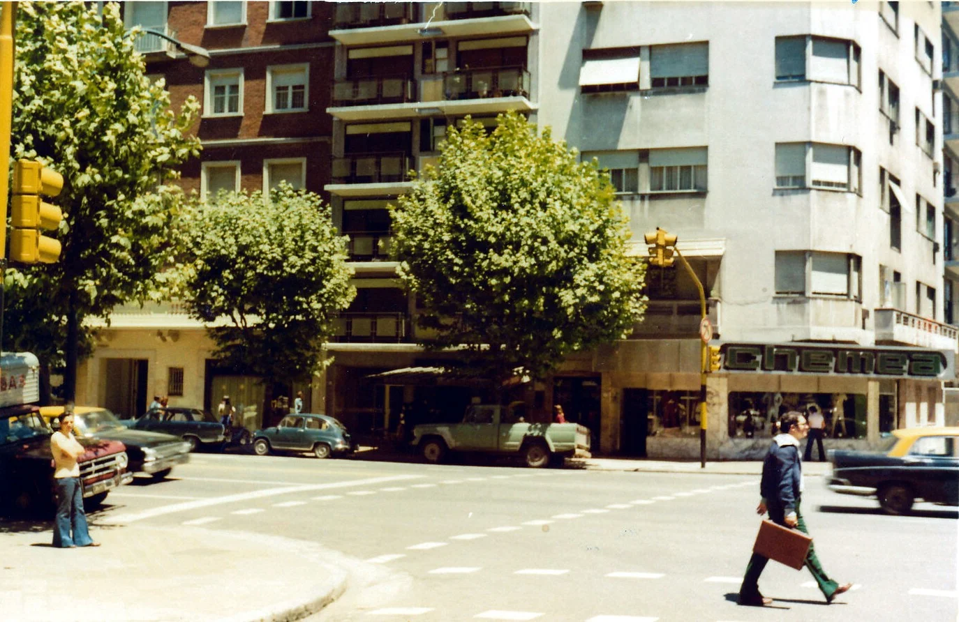 Street scene, Buenos Aires