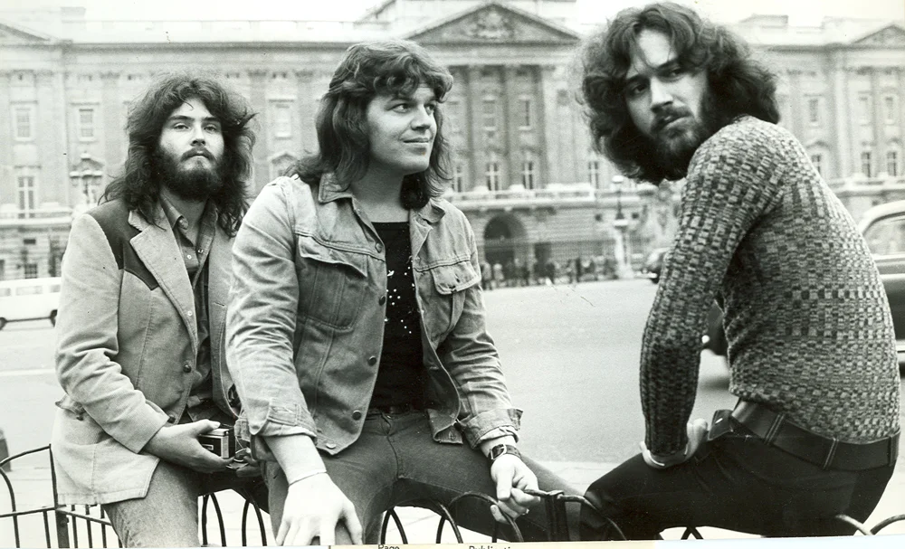 Stampeders-London-Buckingham-Palace-A.jpg