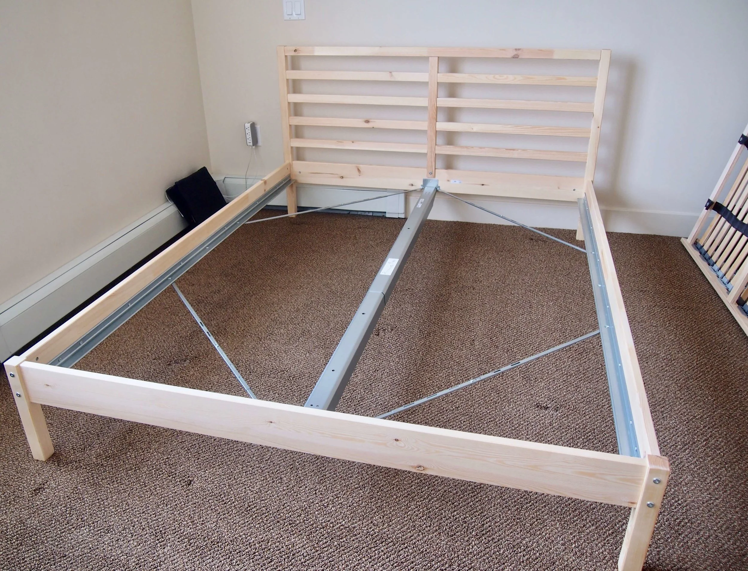 売れ筋ランキングも Ikea クイーンサイズベッドとマットレス 11 26まで クイーンベッド 売れ筋ランキングも Ikea クイーンサイズベッドとマットレス 11 26まで クイーンベッド