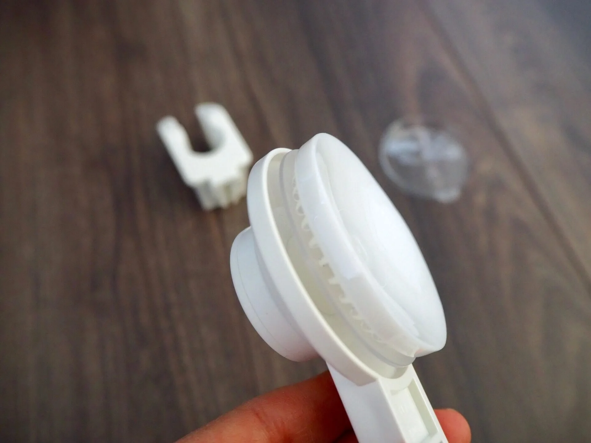 お風呂で使えるikeaの便利グッズがすごい 強力吸盤で簡単に取り付け りすと私と暮らし お風呂で使えるikeaの便利グッズがすごい 強力吸盤で簡単に取り付け りすと私と暮らし