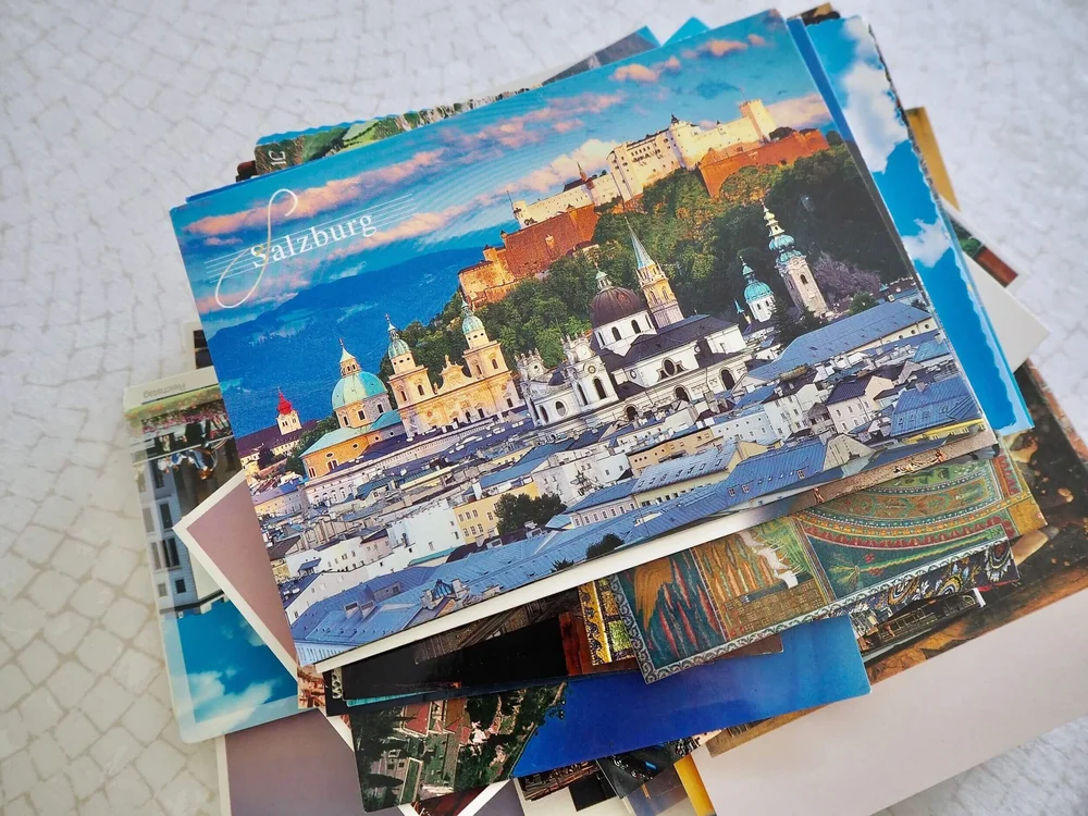 実家 自分部屋の片付け 旅先で集めたポストカード90枚 28に減 100均アイテムで整理 りすと私と暮らし