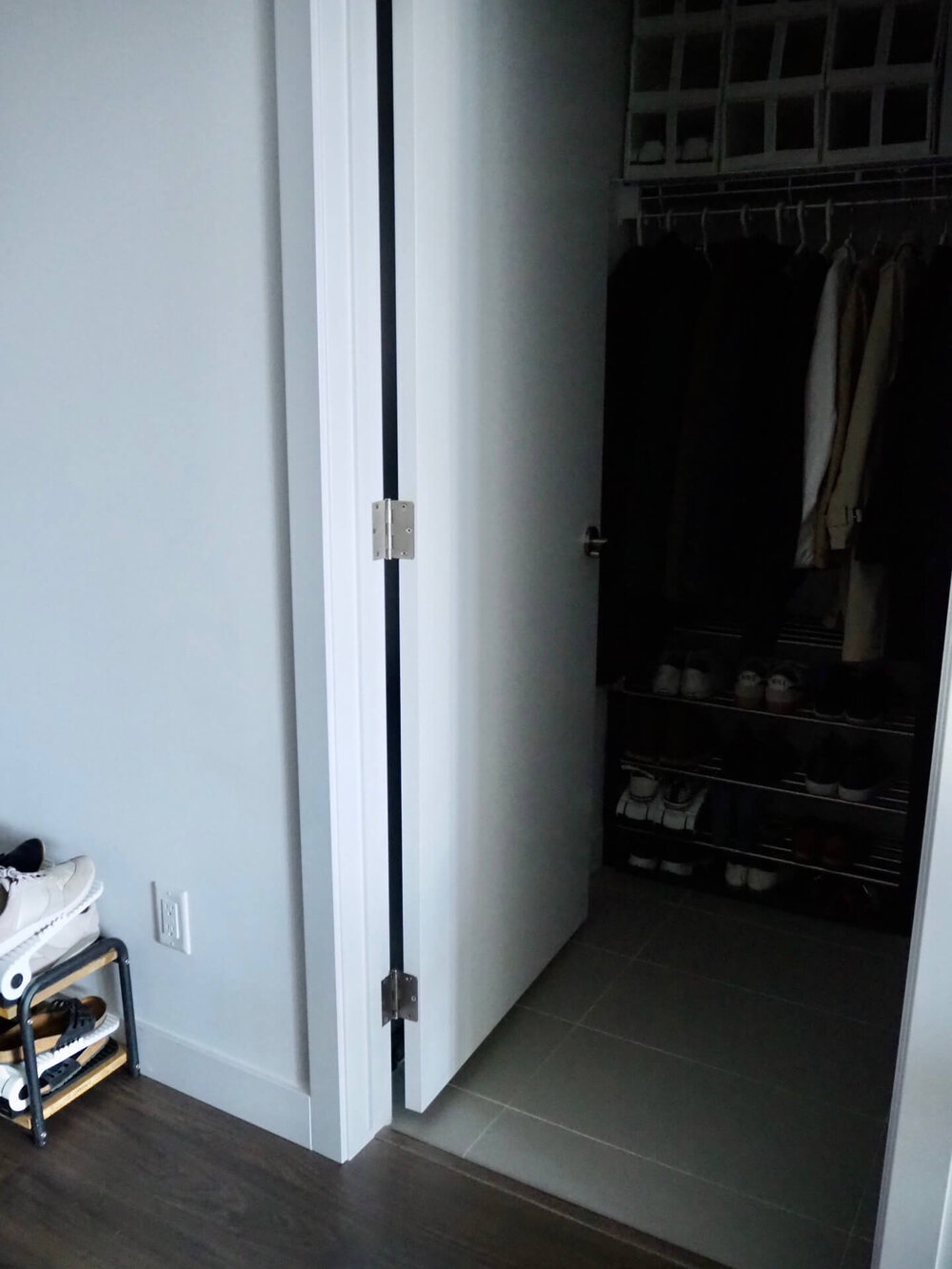 Web内覧会 玄関フレックス部屋の紹介 コートクロークが狭くなり行き着いたスッキリ見せる解決策 りすと私と暮らし Web内覧会 玄関フレックス部屋の紹介 コートクロークが狭くなり行き着いたスッキリ見せる解決策 りすと私と暮らし