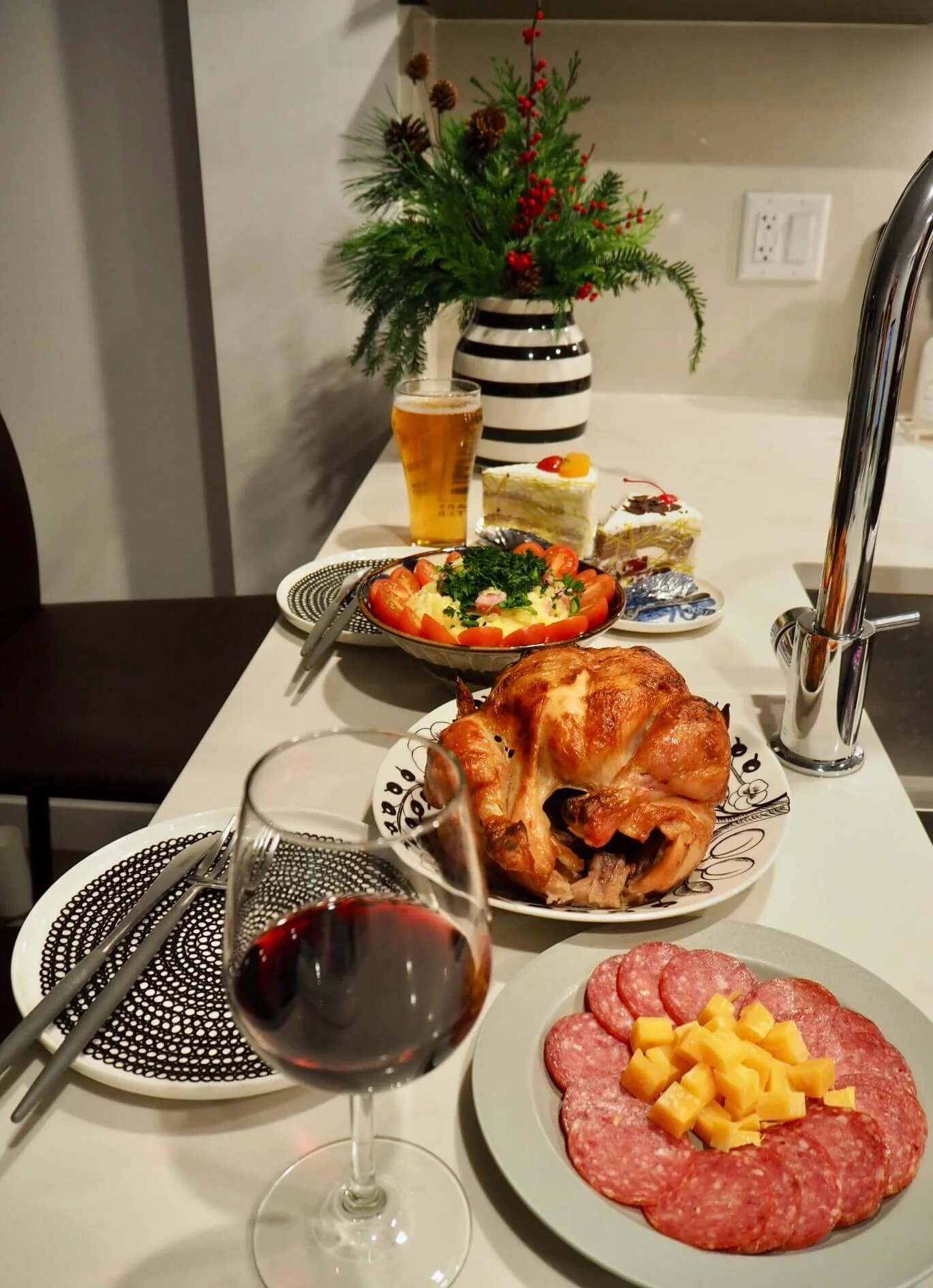 超お得！コストコ 鶏の丸焼きロティサリーチキンをアレンジして食べ尽くすクリスマス