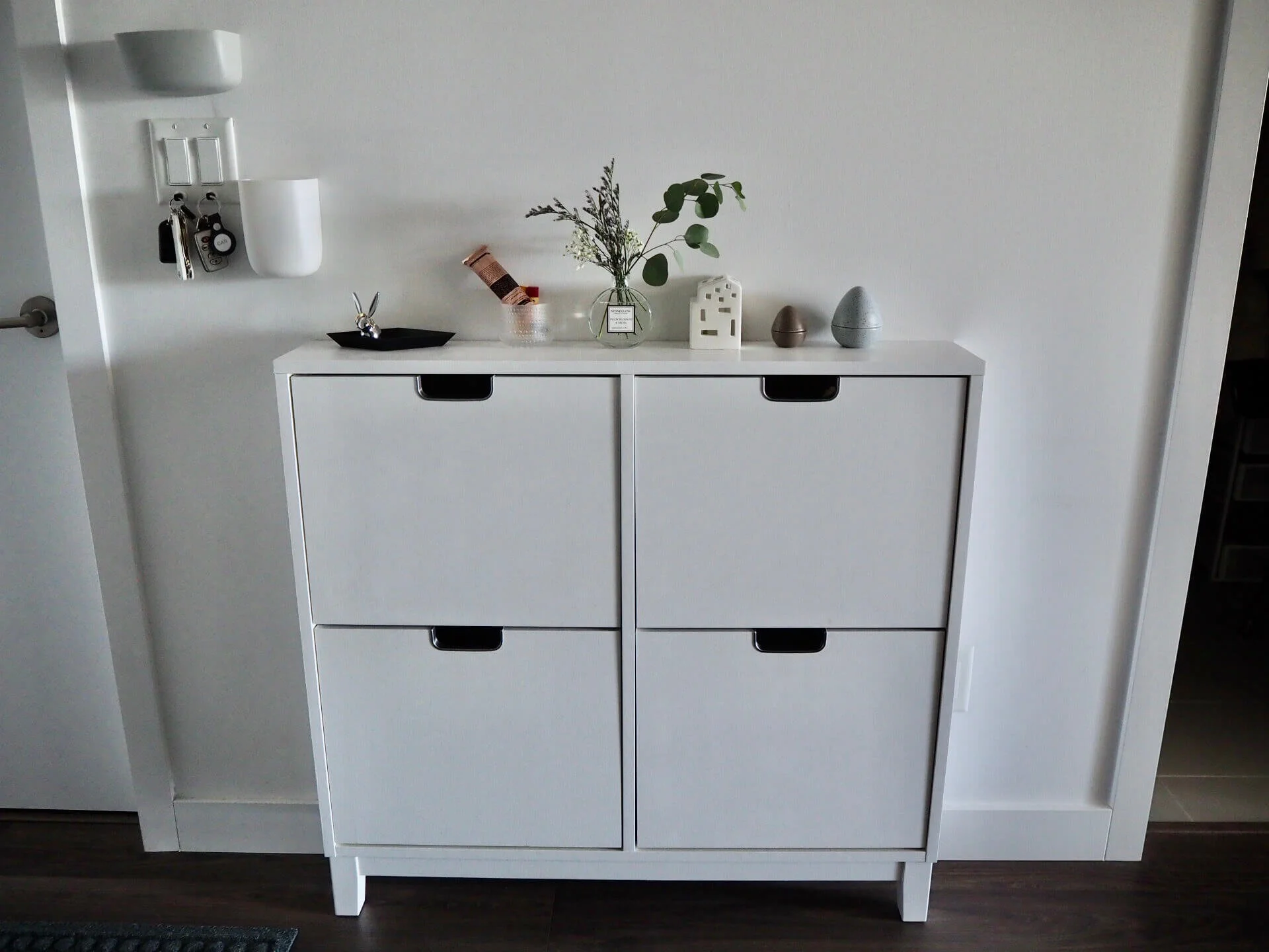 【玄関インテリア】IKEAのオシャレと機能が両立した雑貨で春夏仕様に模様替え