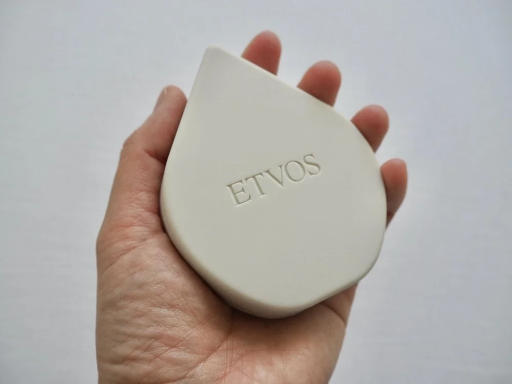 アラフォーママの頭皮の悩み。エトヴォスブラシで解決なるか？使用感 効果 使い方の注意点