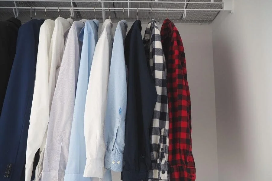 友達のある一言で悩み解消。夫の愛用ユニクロシャツが破れる問題に終止符。