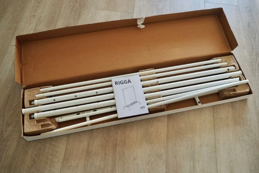 IKEA「RIGGA リッガ」ハンガーラック｜高さ調整できて、室内干しにも便利