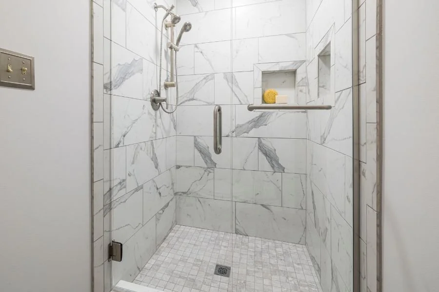 リセールバリューはどこまで大事？バスルームリノベでタイル推し会社の別提案！