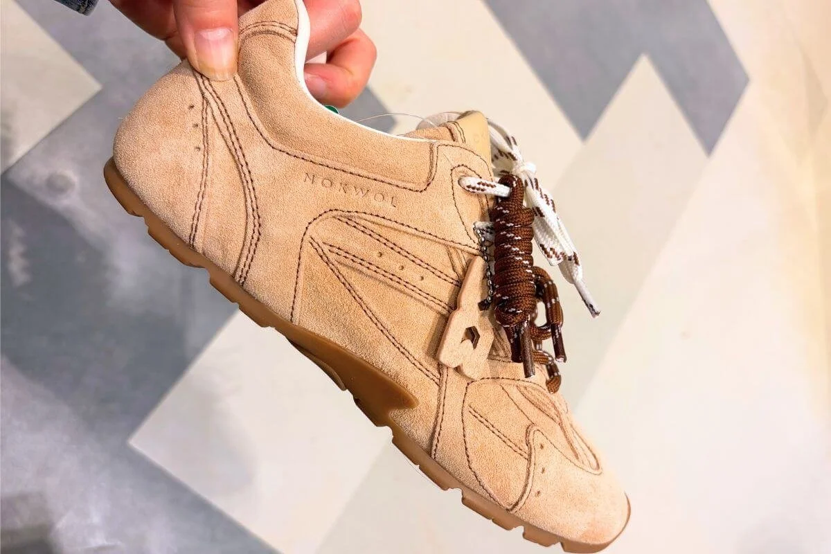 海外通販あるある？楽しみにしてたスニーカーがキャンセルされた