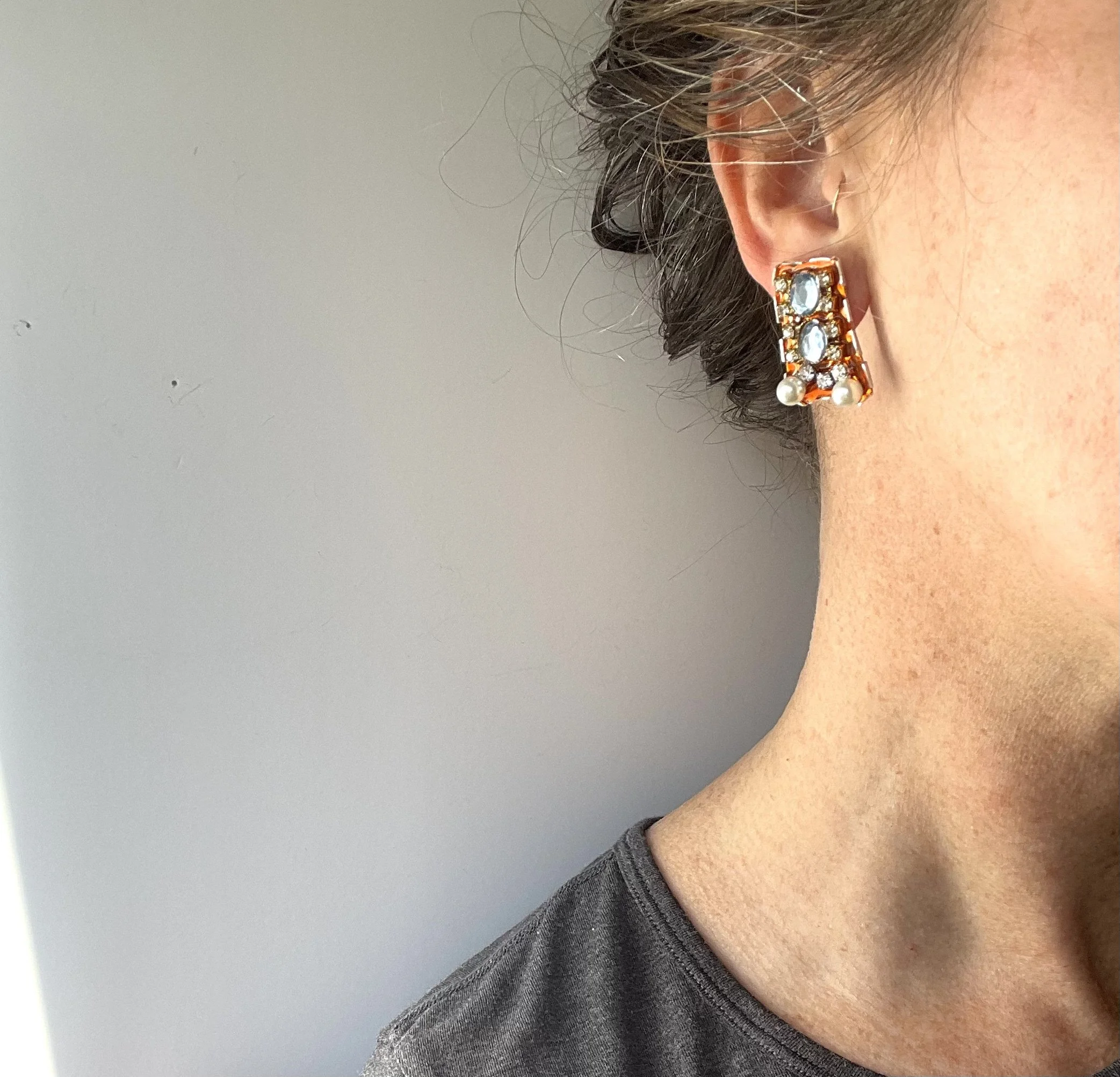 on orangerhinestone.jpeg