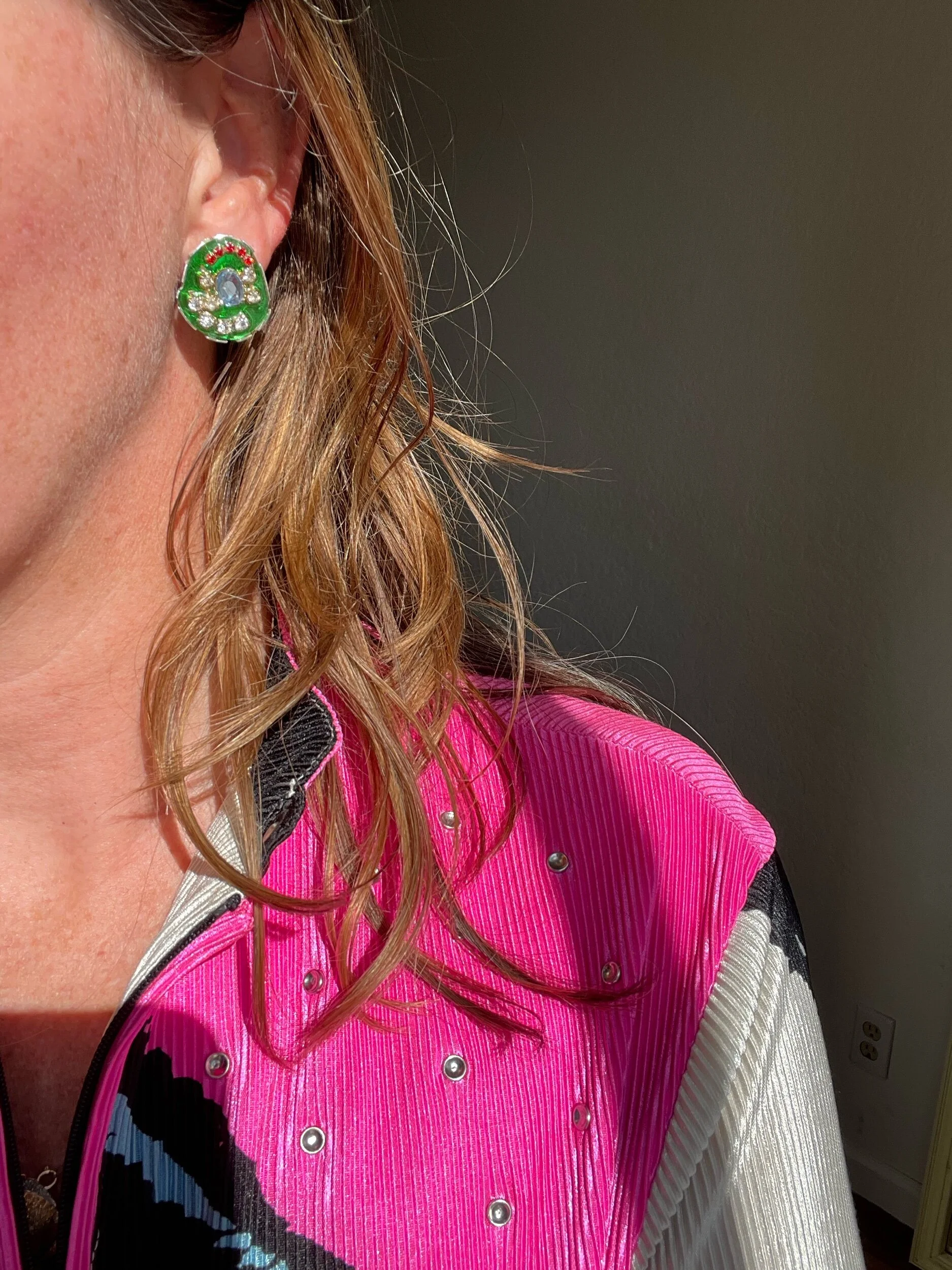 B9465516-CEEC-49F3-863B-CA8C4E2F81D8