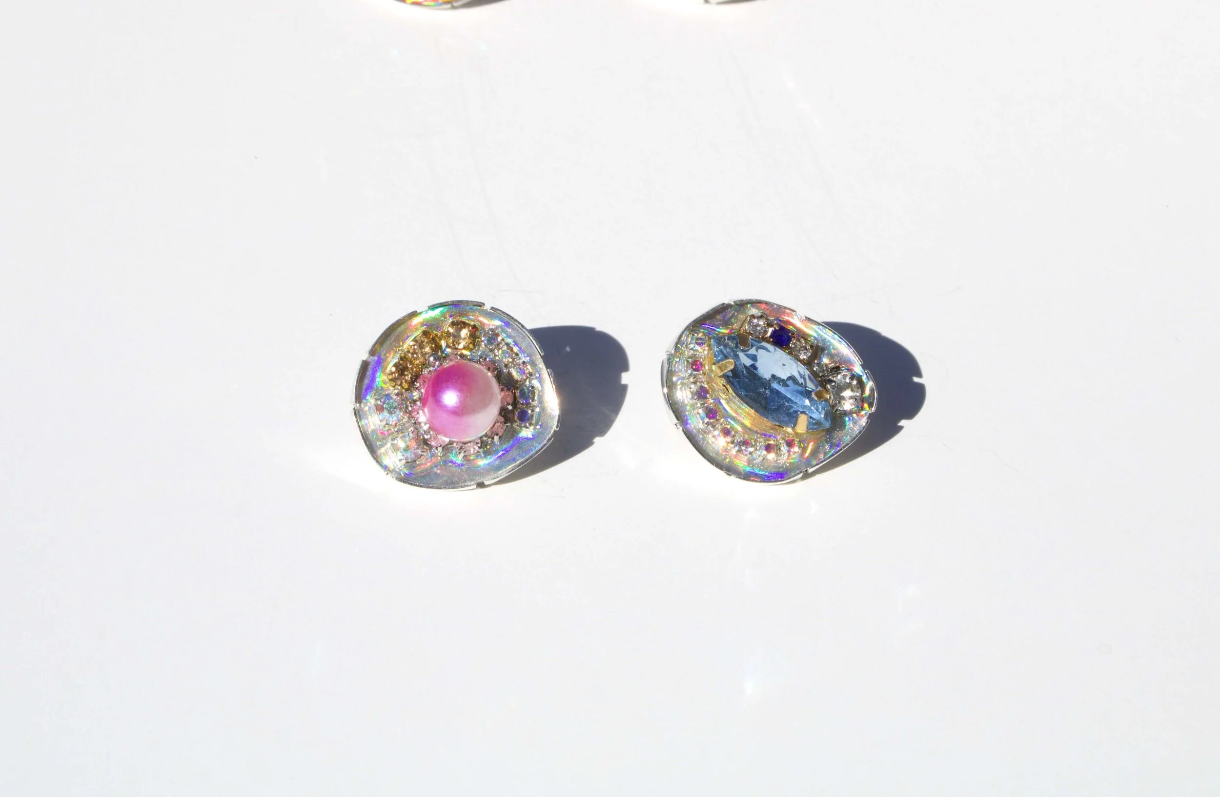 rhinestone studs silver.jpg