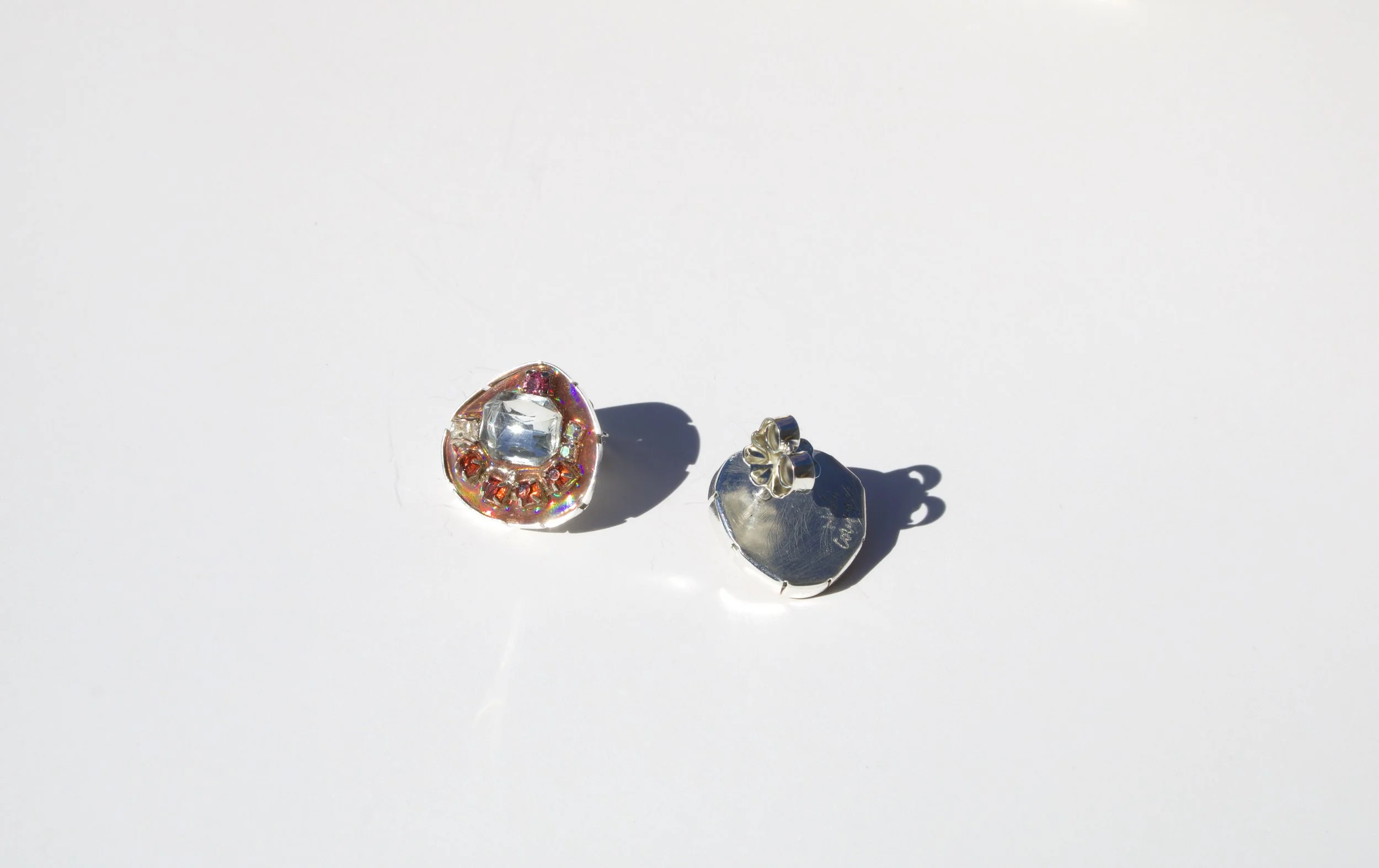 rhinestone studs rainbowred3.jpg