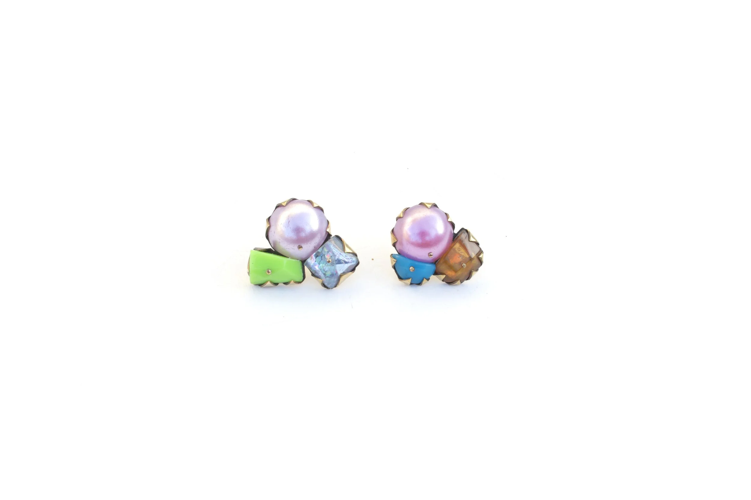 pinkpearlstuds.jpg