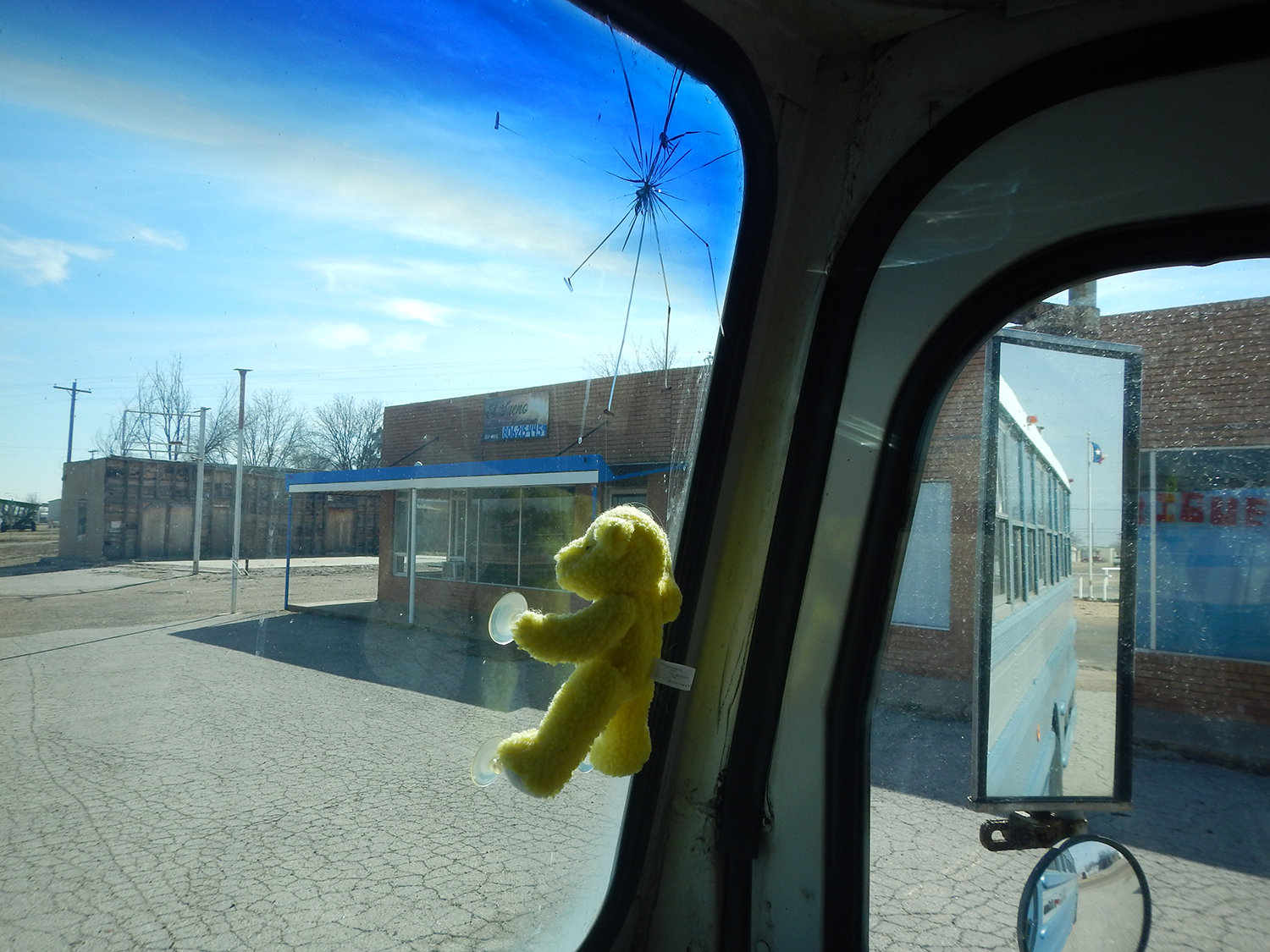 cracked windshield.png