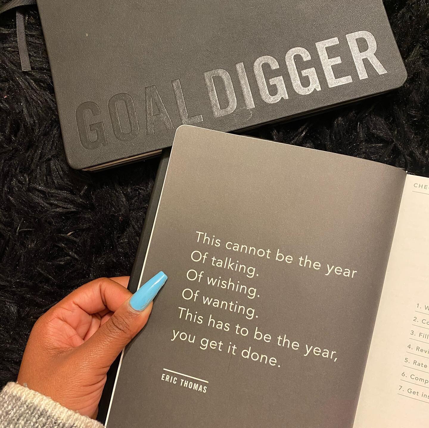 I posted this to my story but so many of you responded so I figured I would post it here 😭 &mdash; this planner is by @migoals. I&rsquo;m big on setting intentional goals (and writing them down), not only for fitness but for everything in my life. T