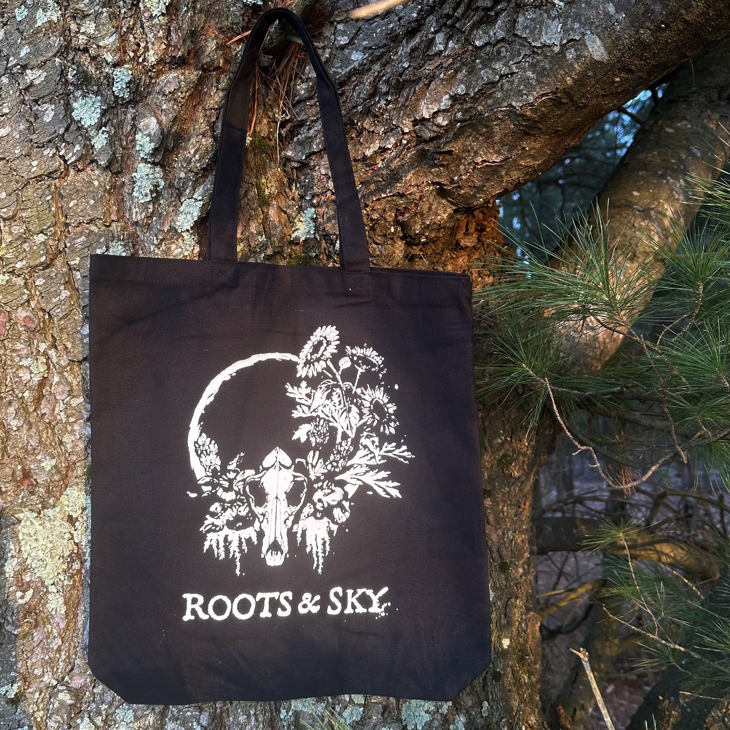 Roots&SkyTote.JPG