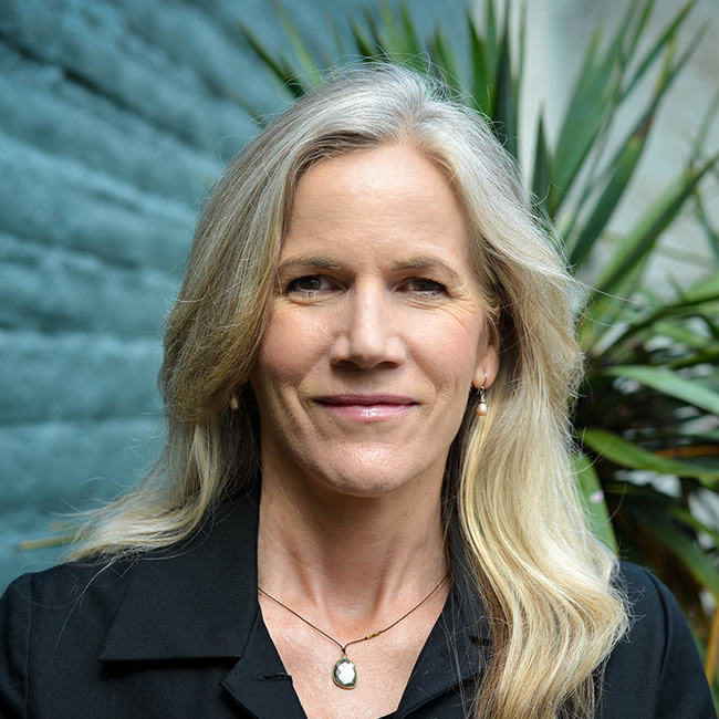 elise-ann-moore-portrait.jpg
