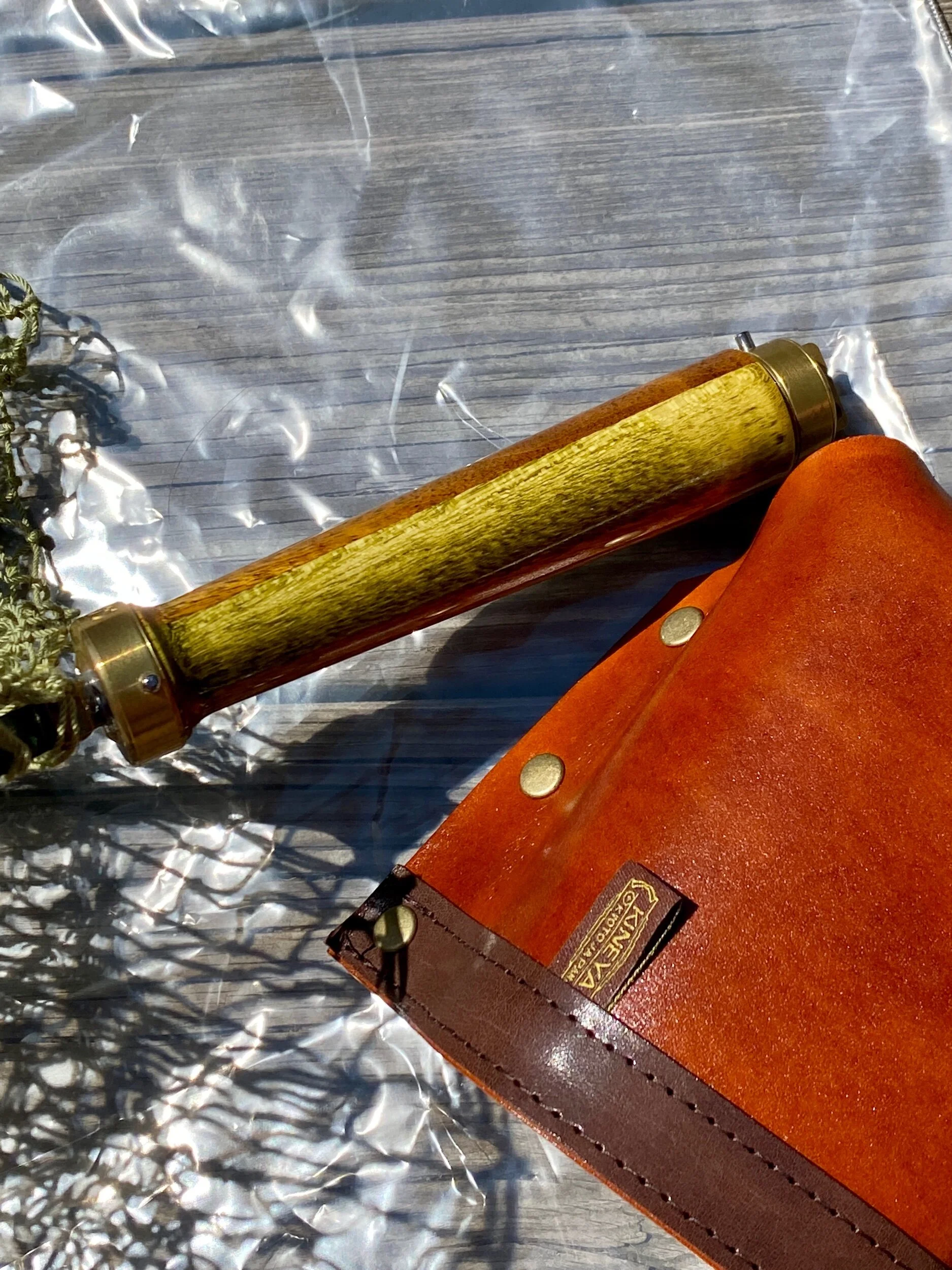 D76F69C3-D52E-45C1-BE86-9F97E2548871